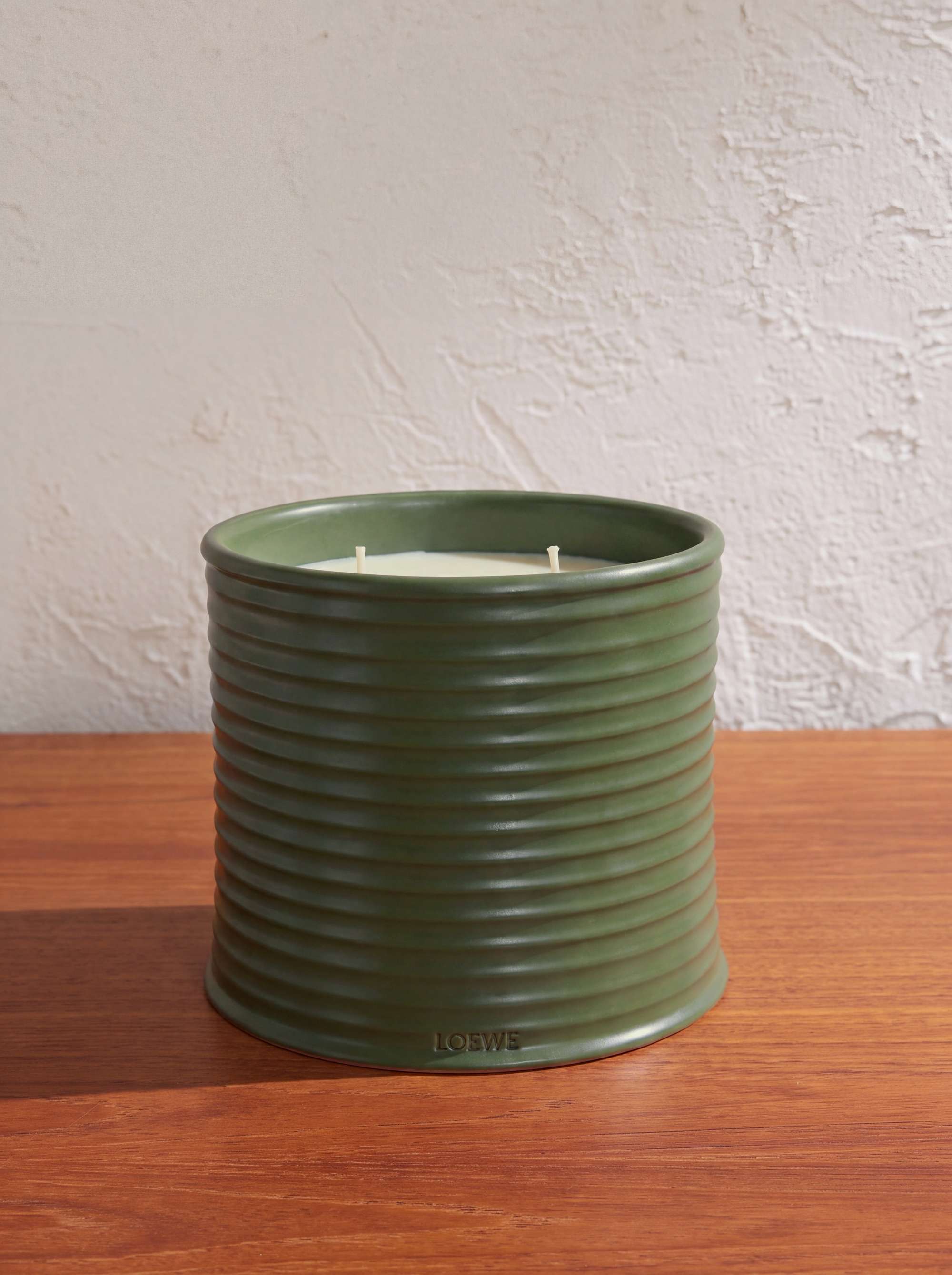 LOEWE PERFUMES Marihuana Scented Candle, 2120g