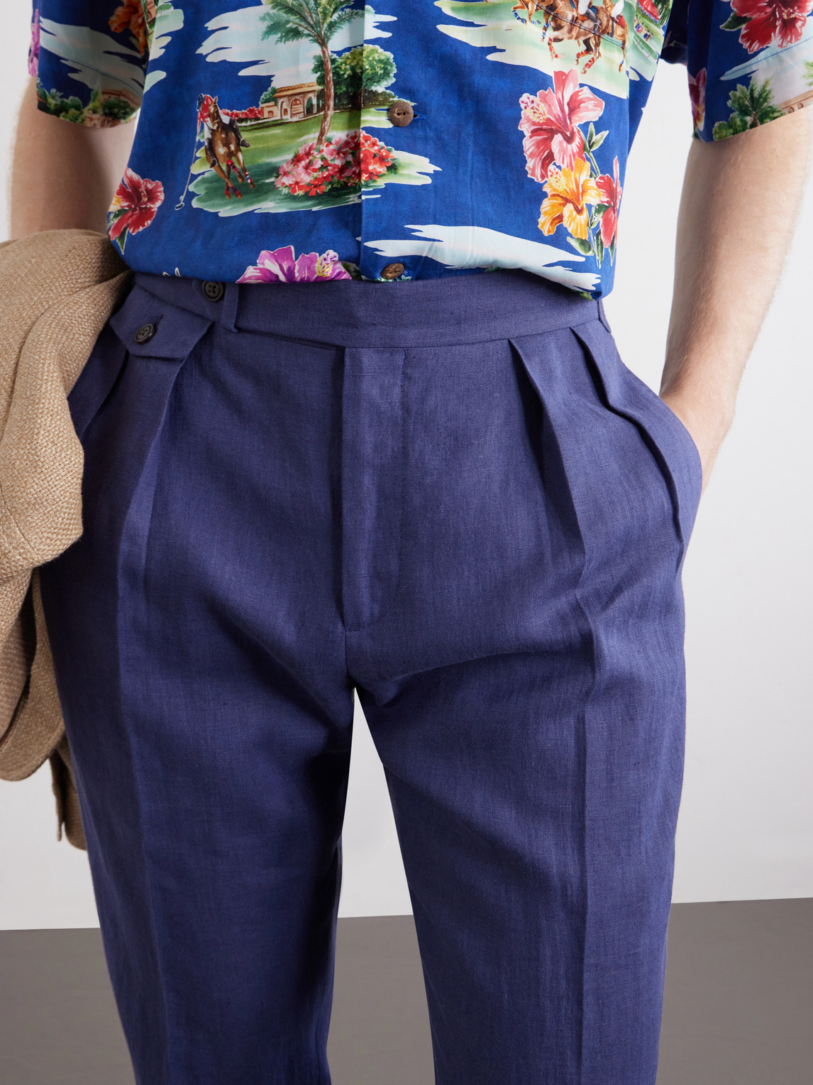 Straight-Leg Pleated Linen Suit Trousers