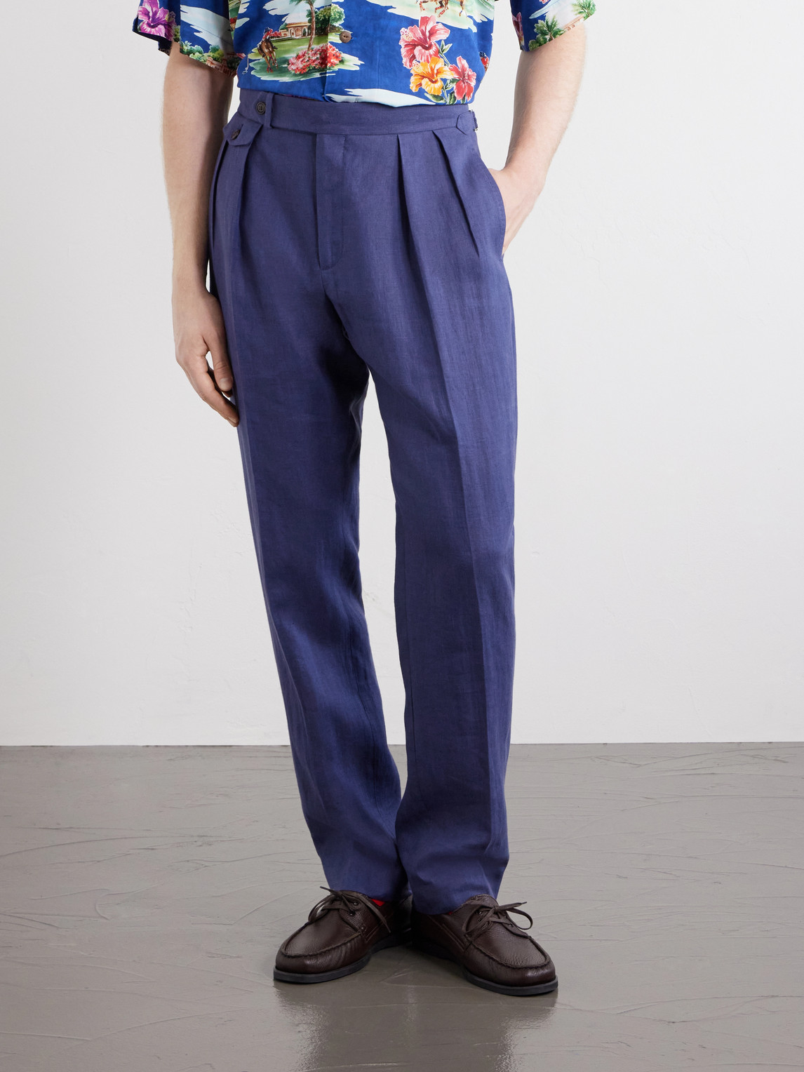 Straight-Leg Pleated Linen Suit Trousers