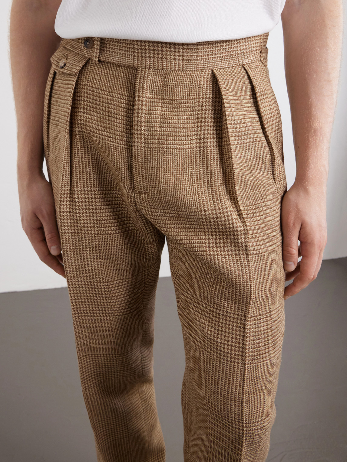 Polo Ralph Lauren Straight-Leg Pleated Houndstooth Linen, Silk and Wool-Blend Trousers - Men | Thumbnail 5