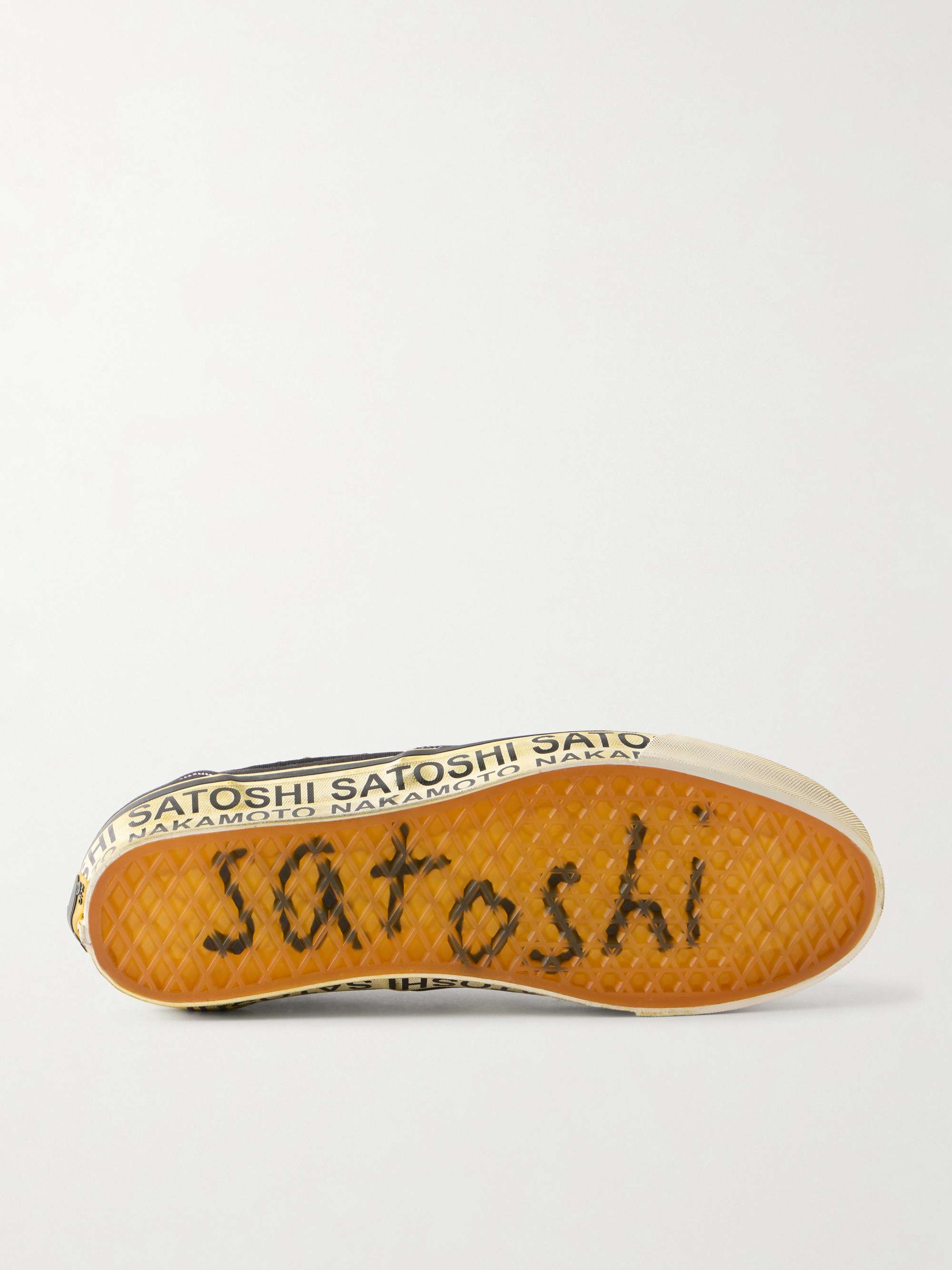 SATOSHI NAKAMOTO 