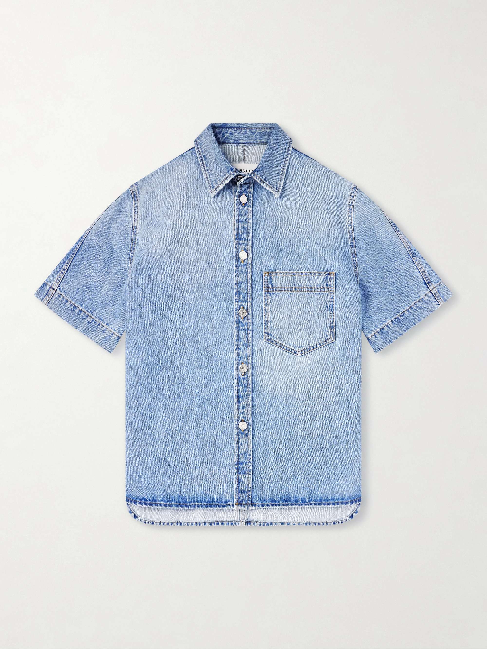 GIVENCHY 