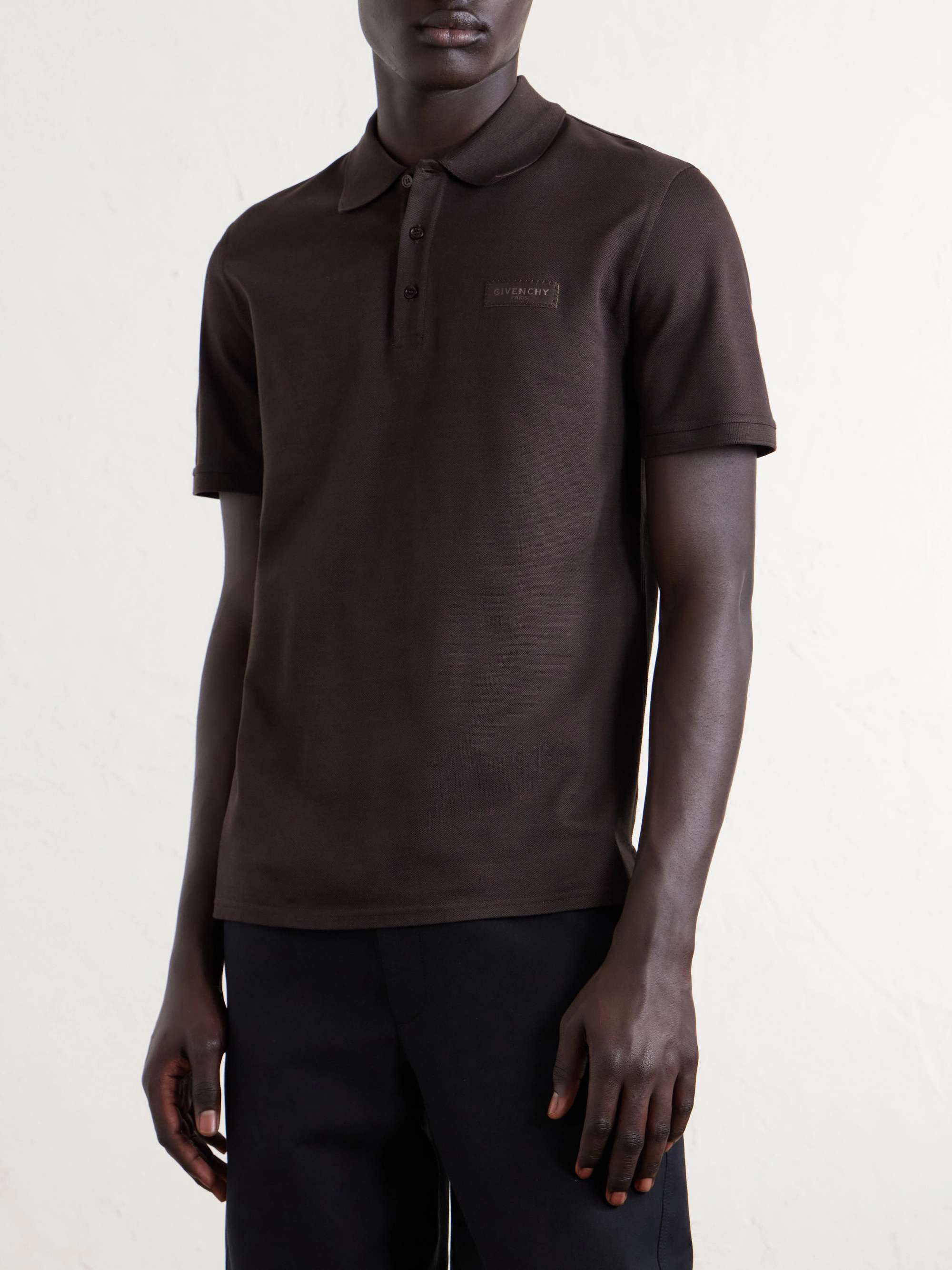 GIVENCHY 