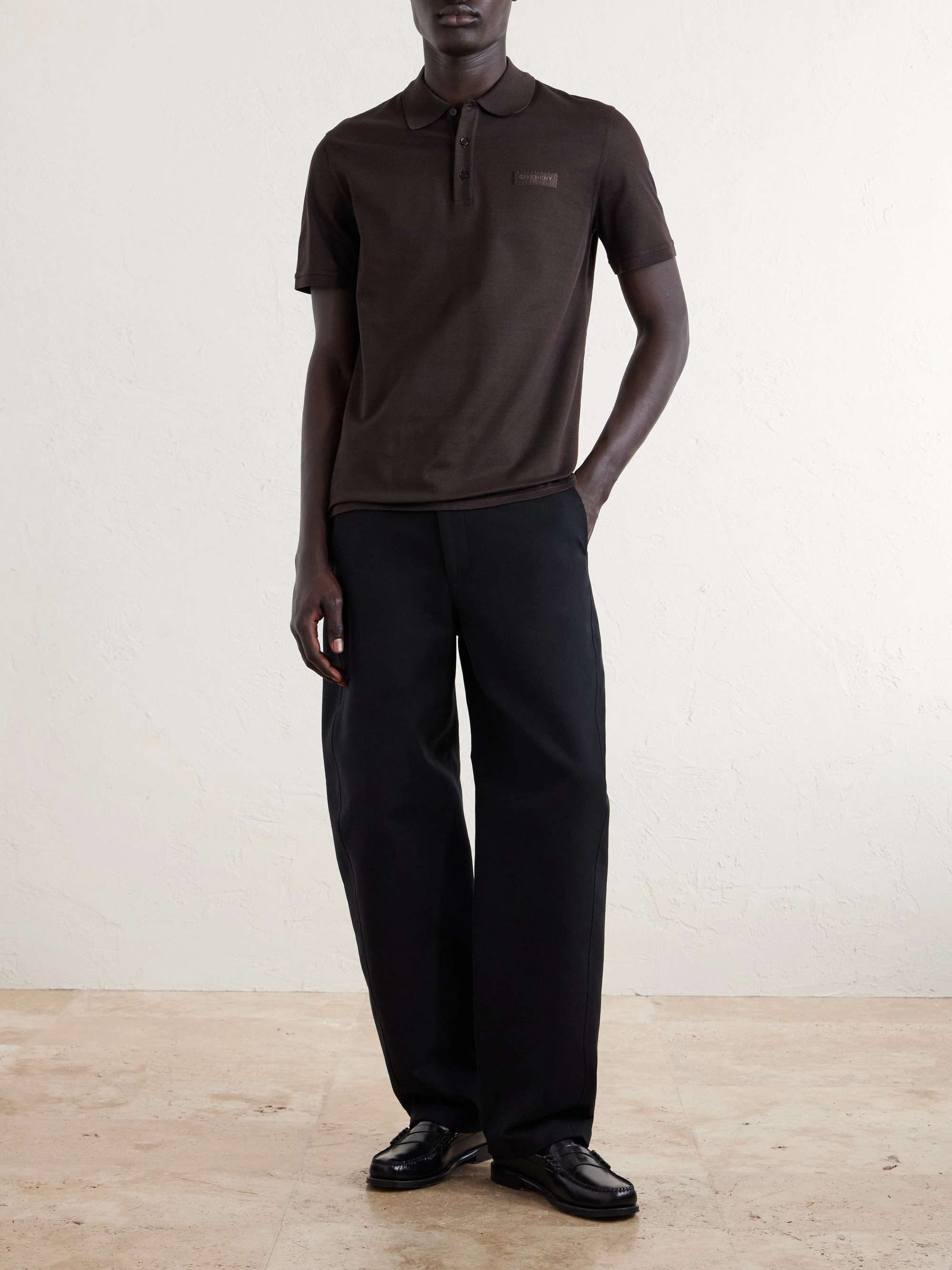 GIVENCHY 