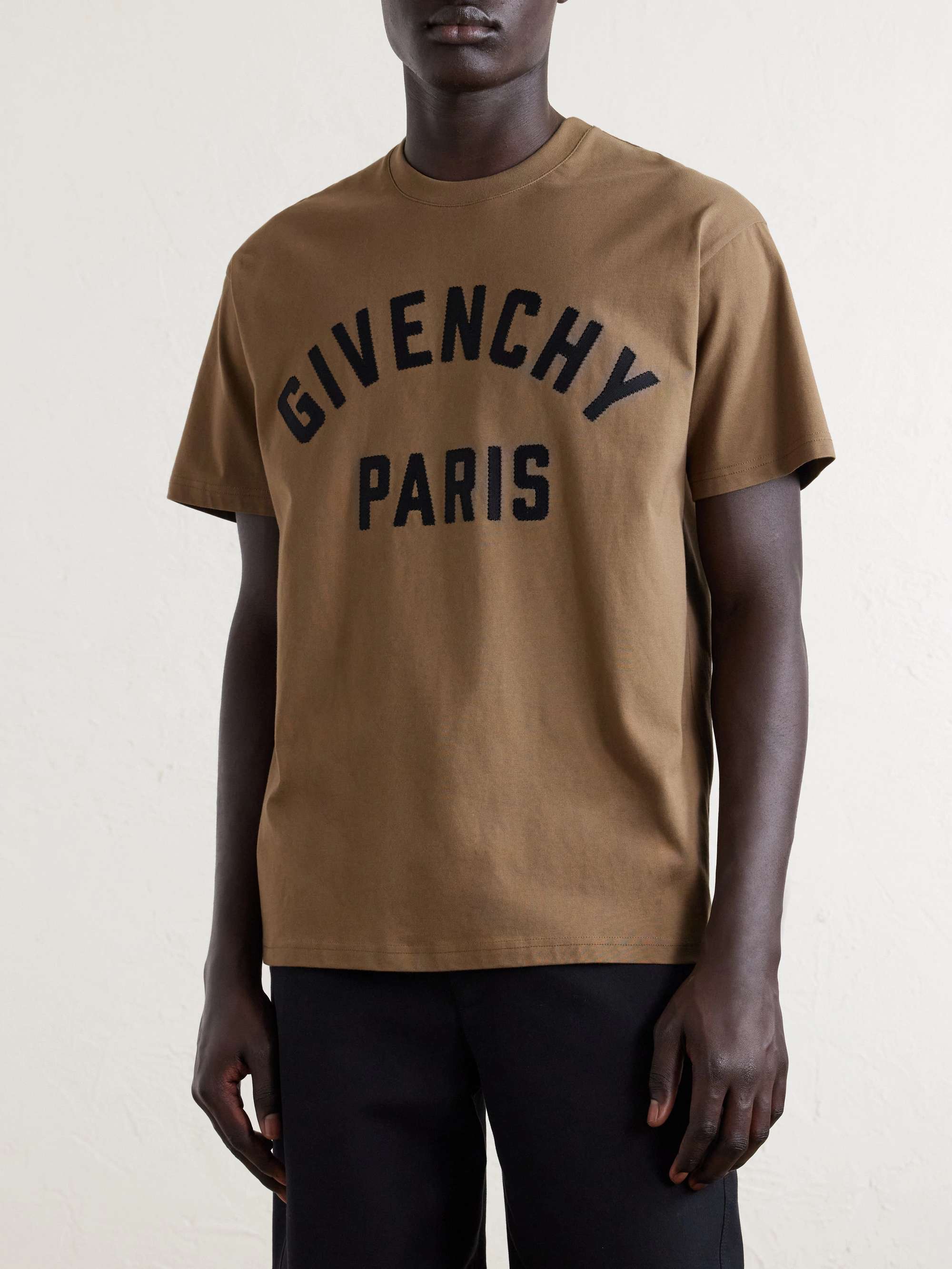 GIVENCHY 