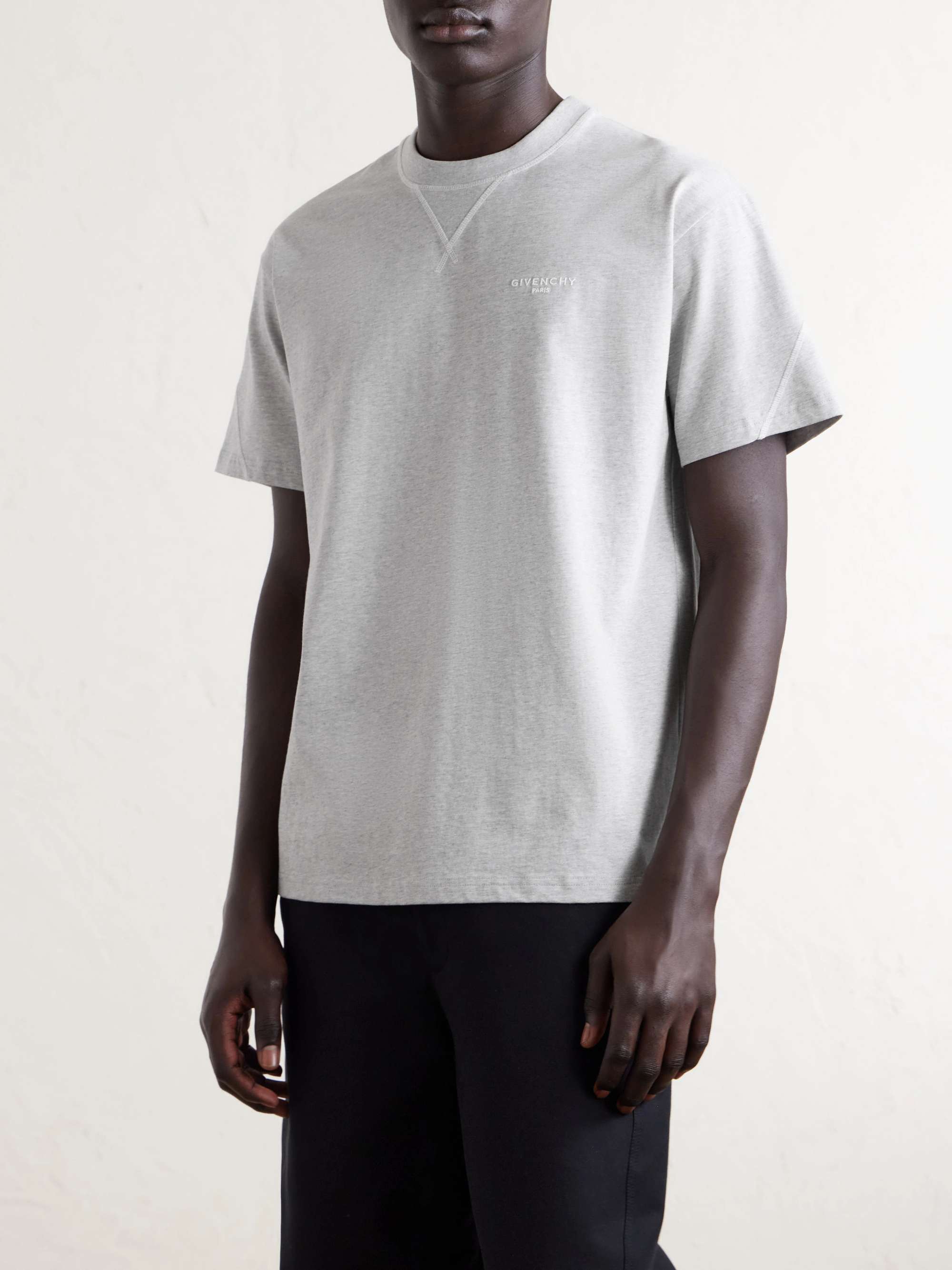 GIVENCHY 