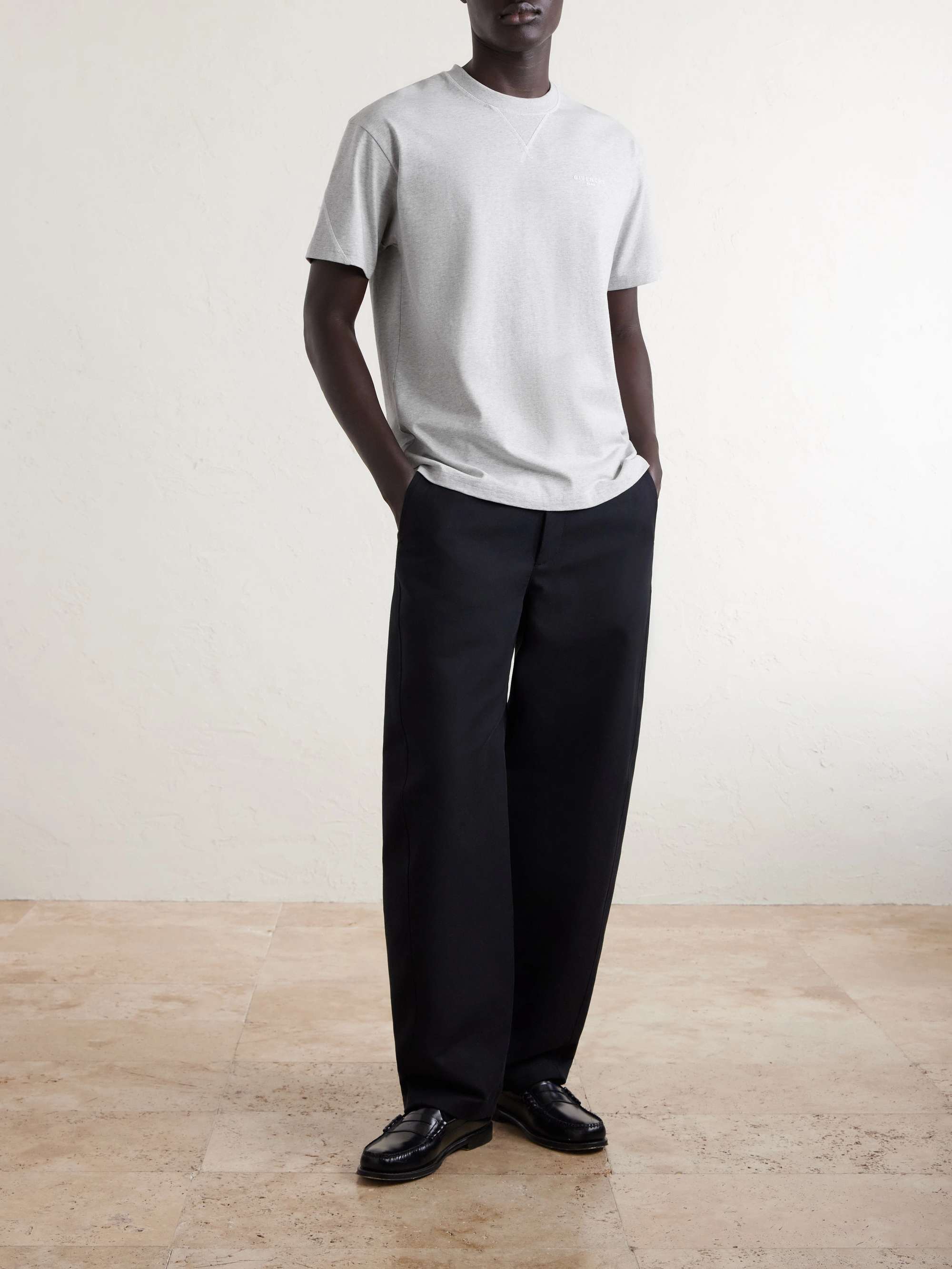 GIVENCHY 