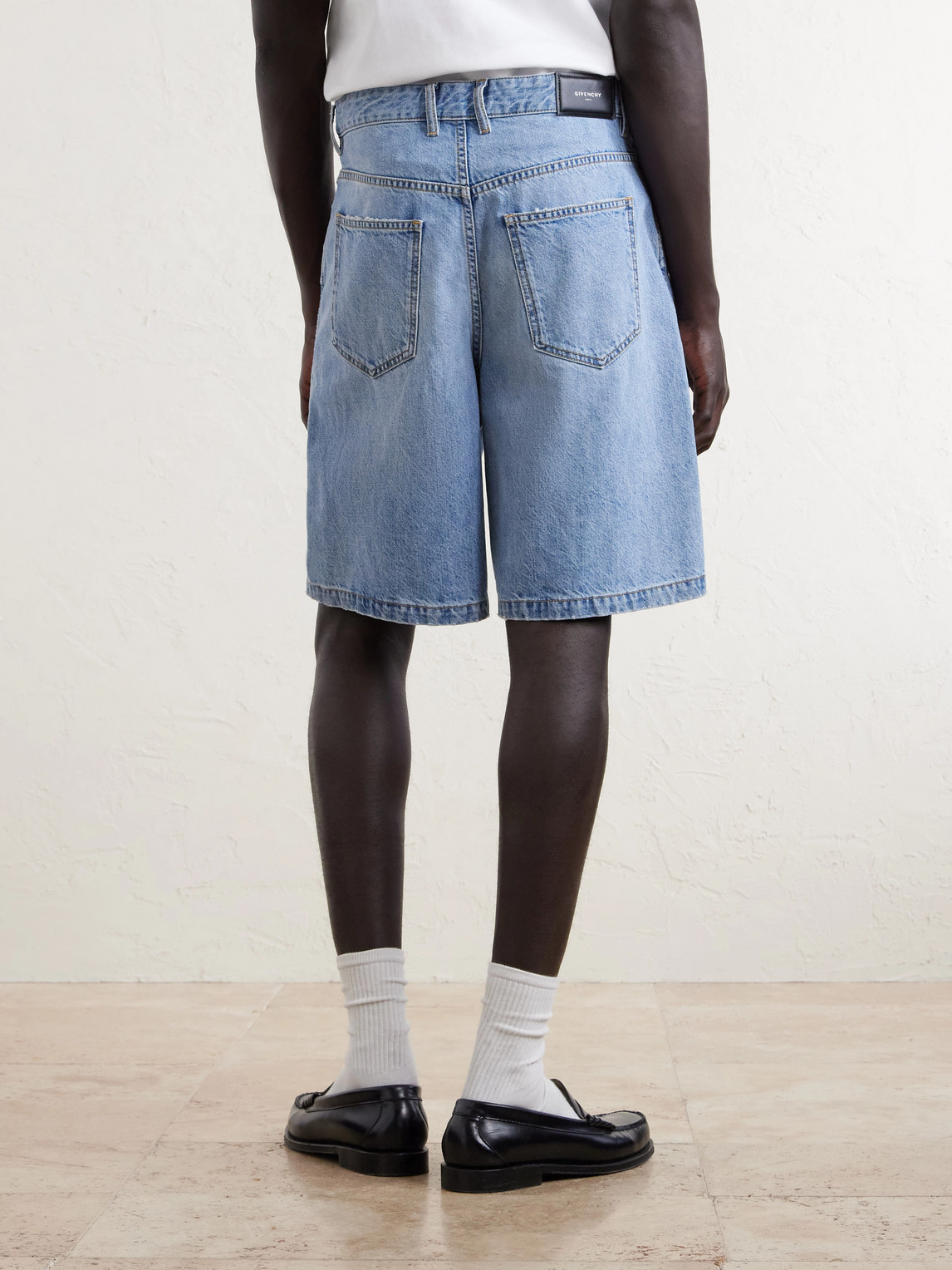 Givenchy Blue Solid Shorts In Blue