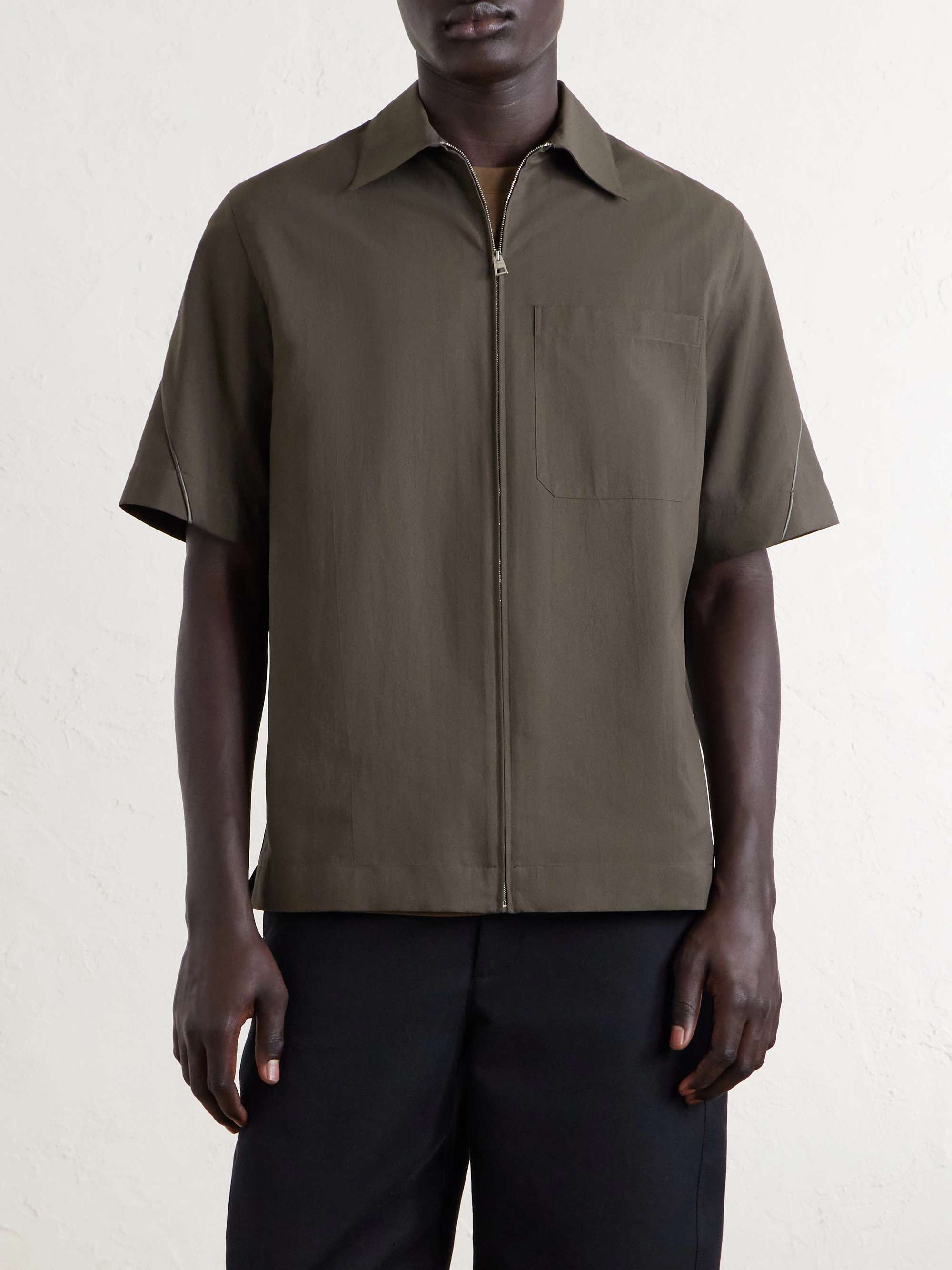 GIVENCHY 