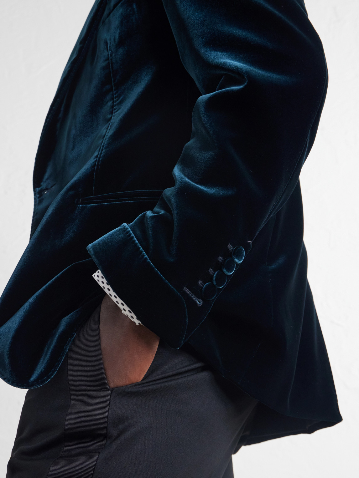 Shelton Velvet Tuxedo Jacket