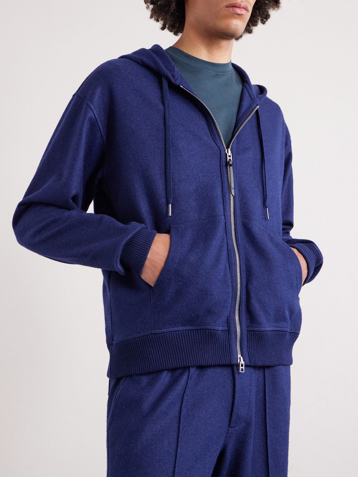 Tom Ford Cashmere Zip-Up Hoodie - Men | Thumbnail 3 Tom Ford Cashmere Zip-Up Hoodie - Men | Thumbnail 3