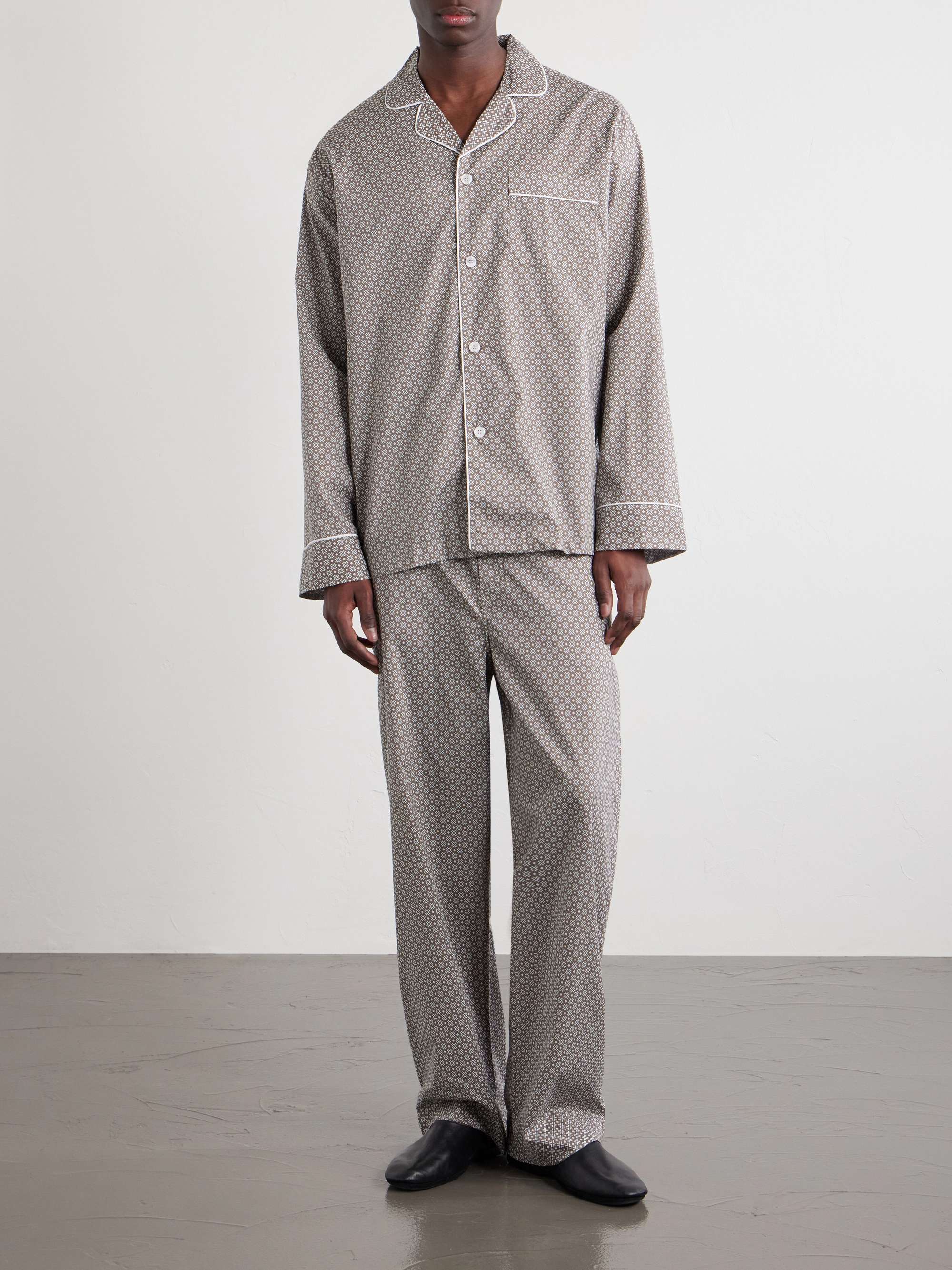 DEREK ROSE 