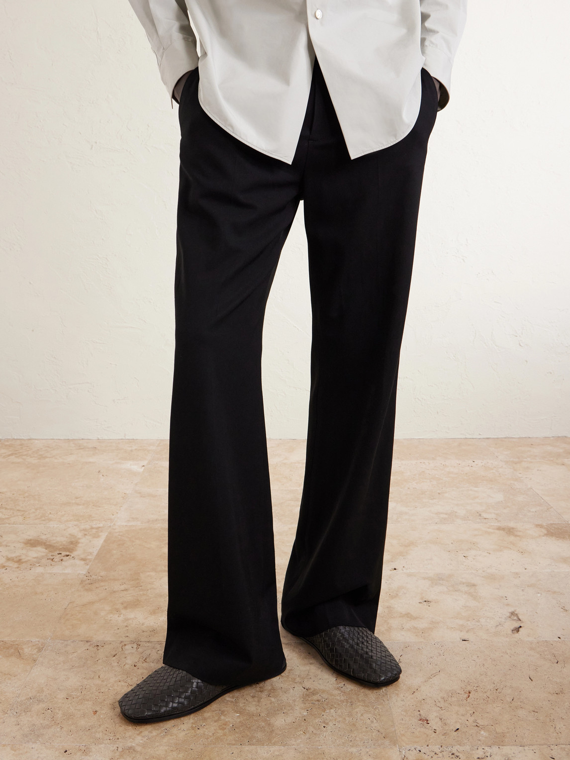 Intrecciato Leather Slippers — 2