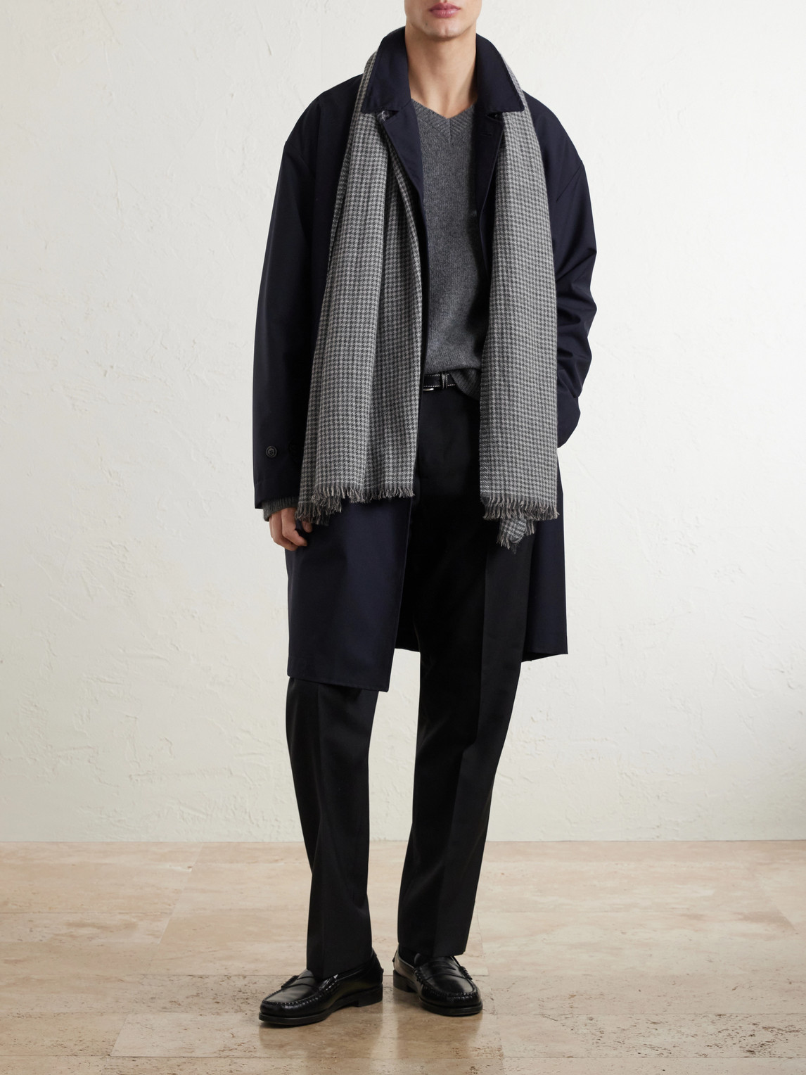 Canali Frayed Houndstooth Wool and Cashmere-Blend Scarf - Men | Thumbnail 2 Canali Frayed Houndstooth Wool and Cashmere-Blend Scarf - Men | Thumbnail 2