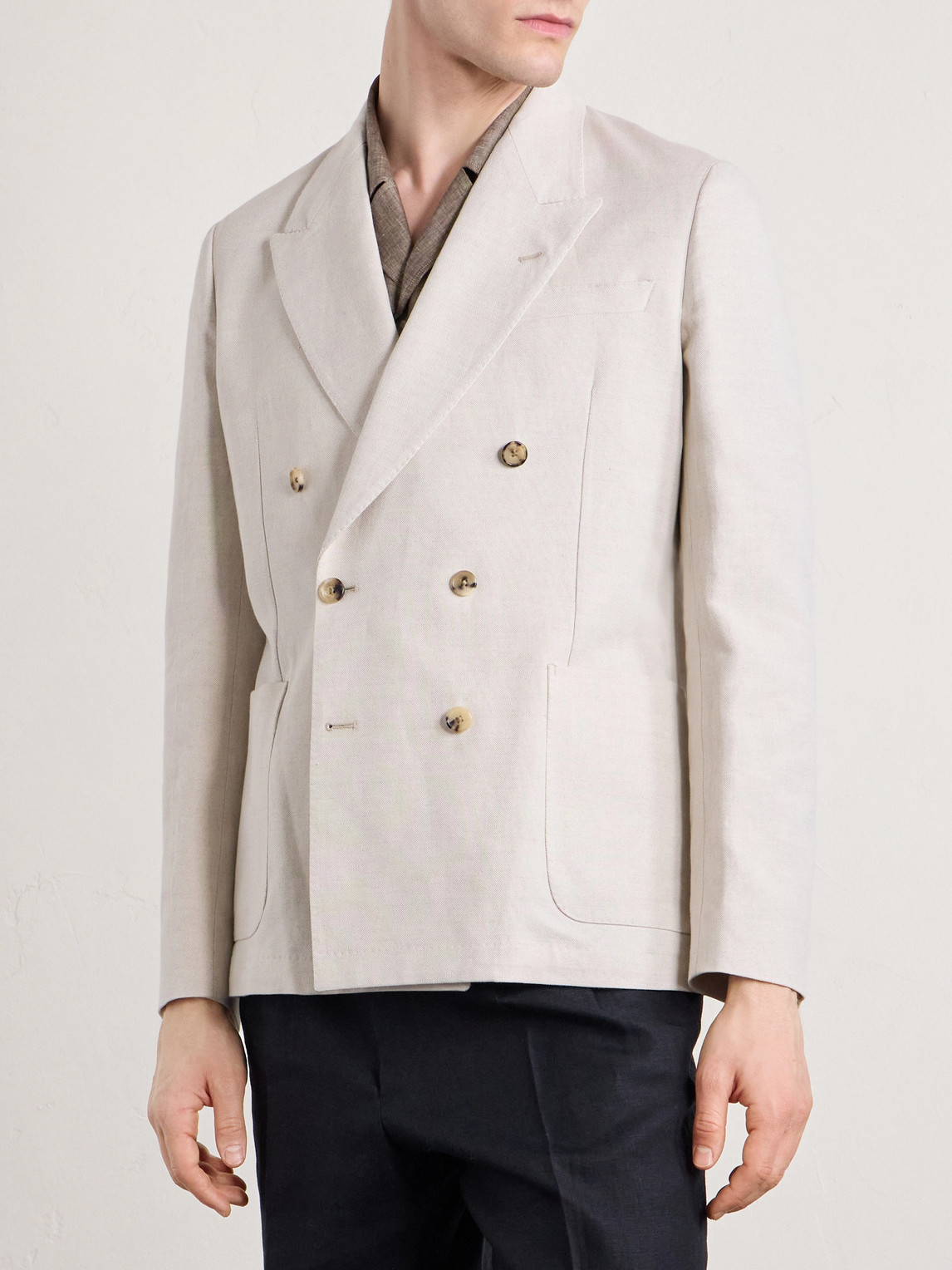 Linen Double-Breasted