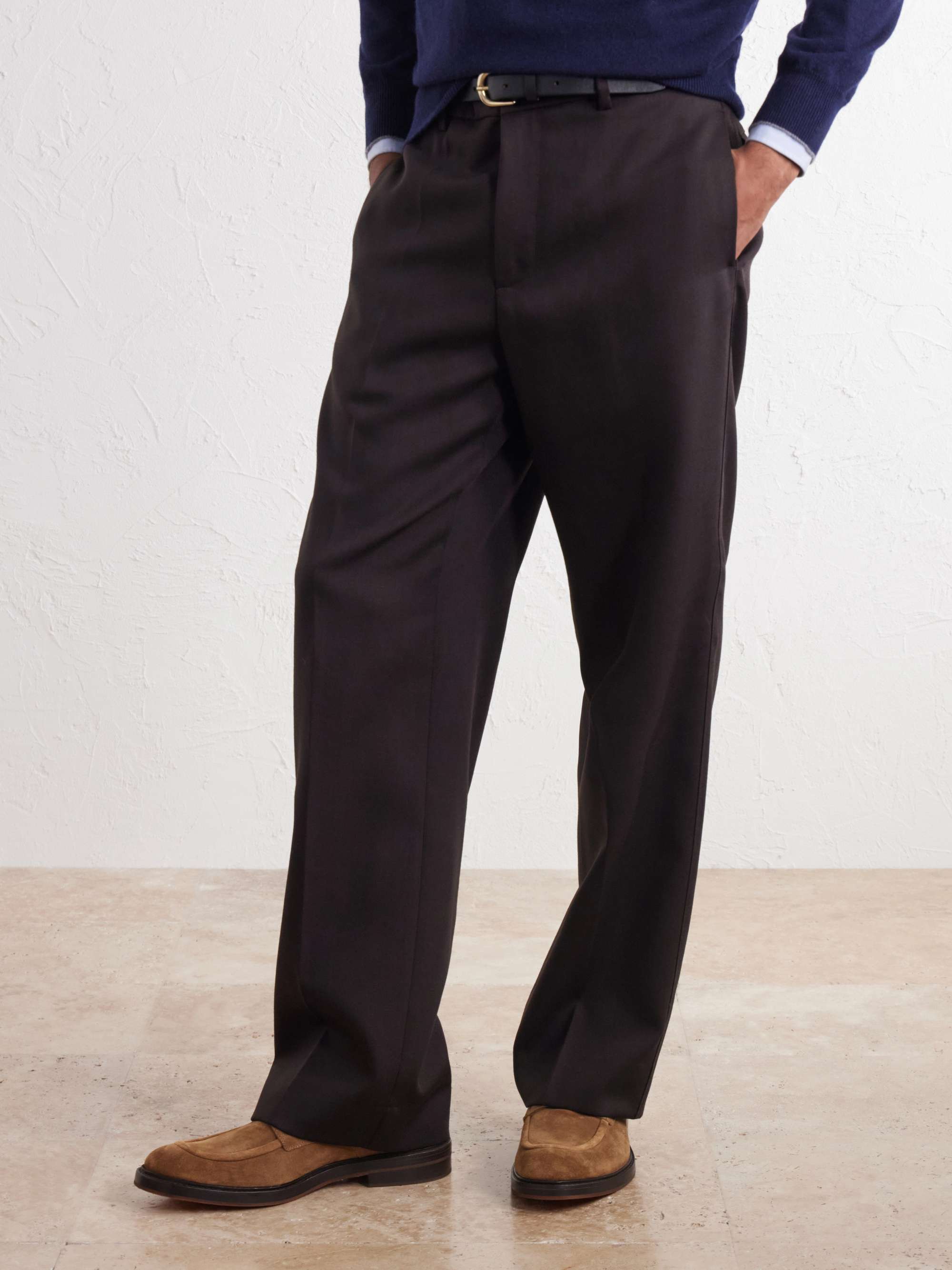 MANOLO BLAHNIK 