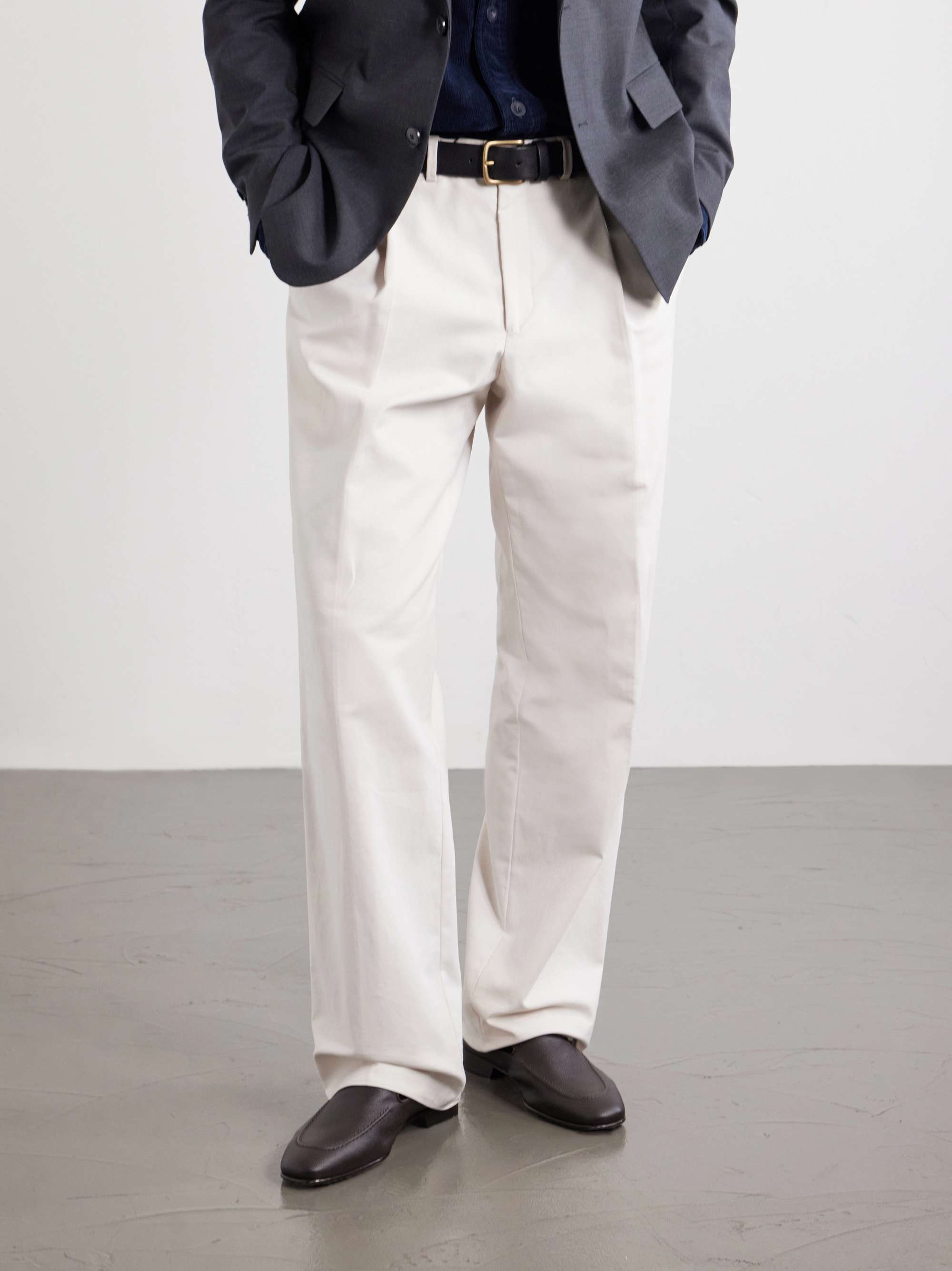 MANOLO BLAHNIK 