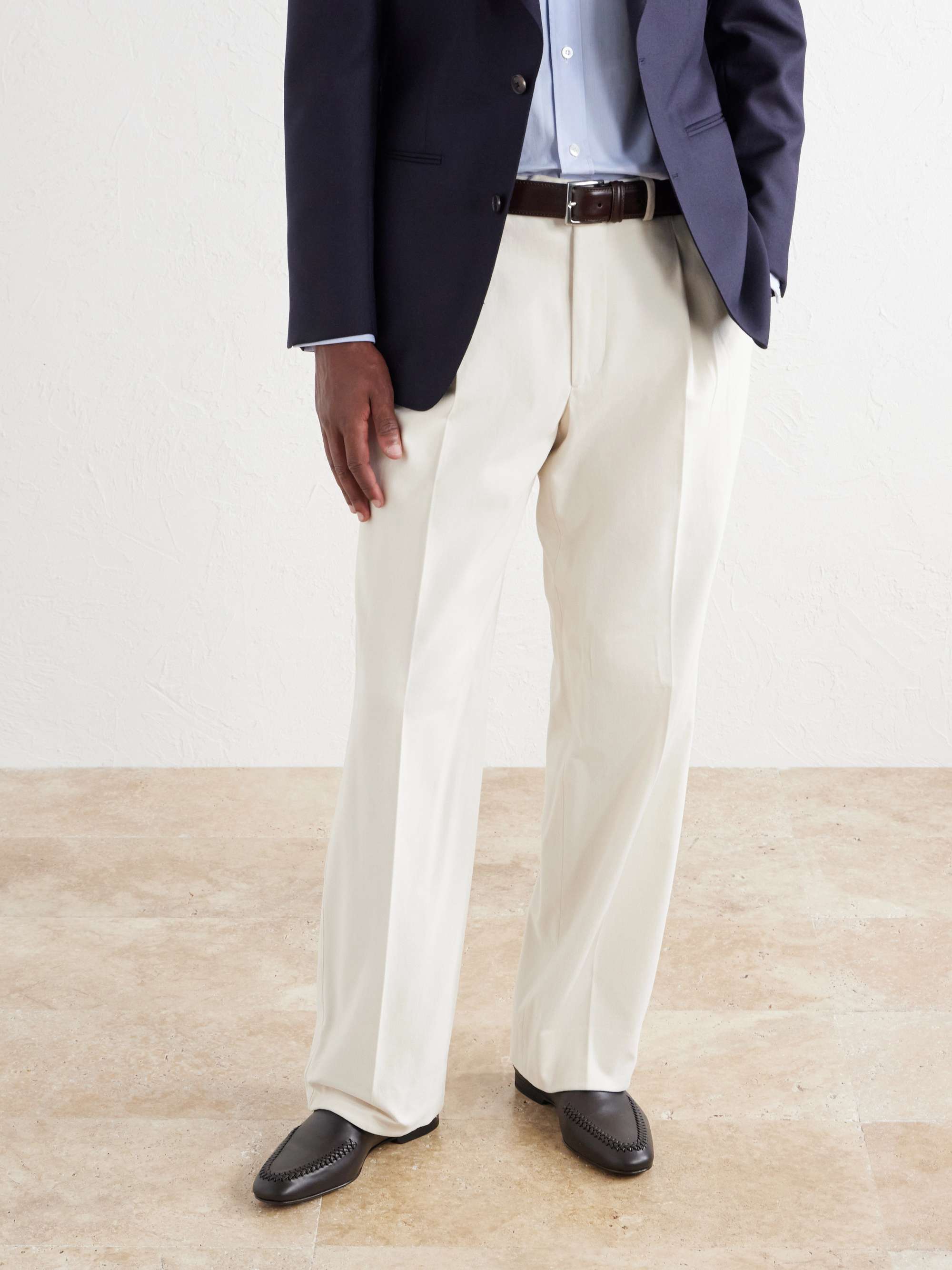 MANOLO BLAHNIK 
