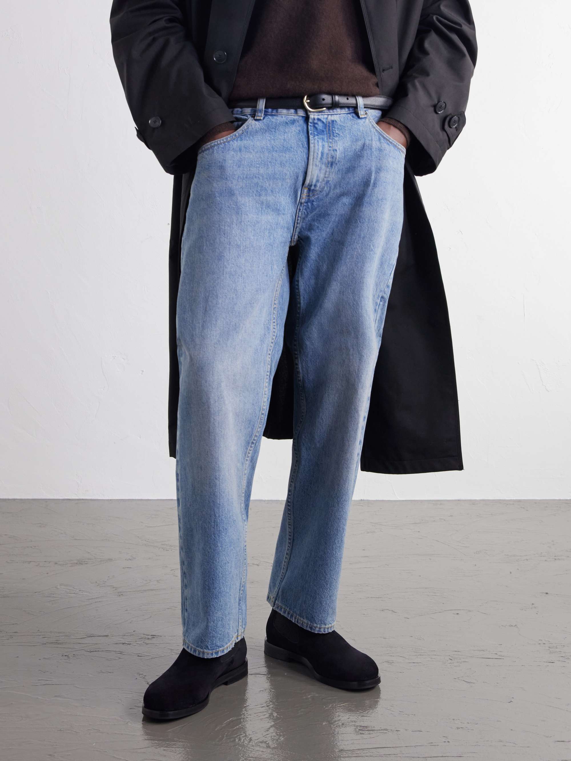 MANOLO BLAHNIK 