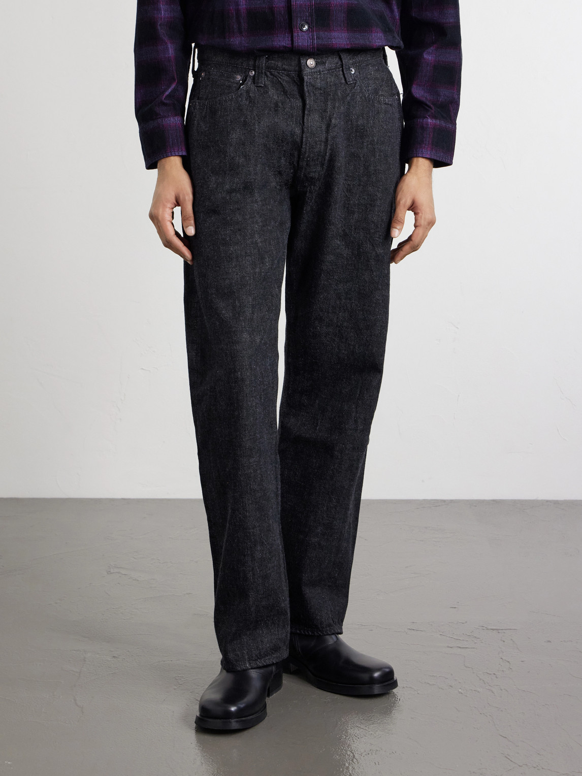 0105Bk Straight-Leg Selvedge Jeans