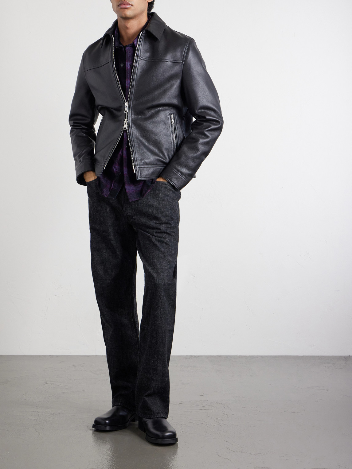 0105Bk Straight-Leg Selvedge Jeans