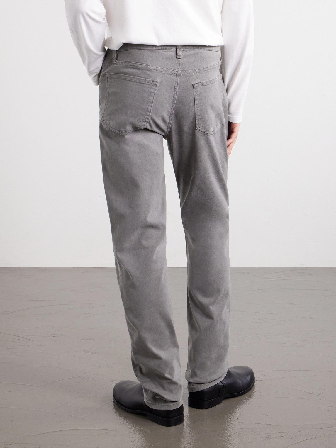 Modern Straight Lyocell-Blend Jeans
