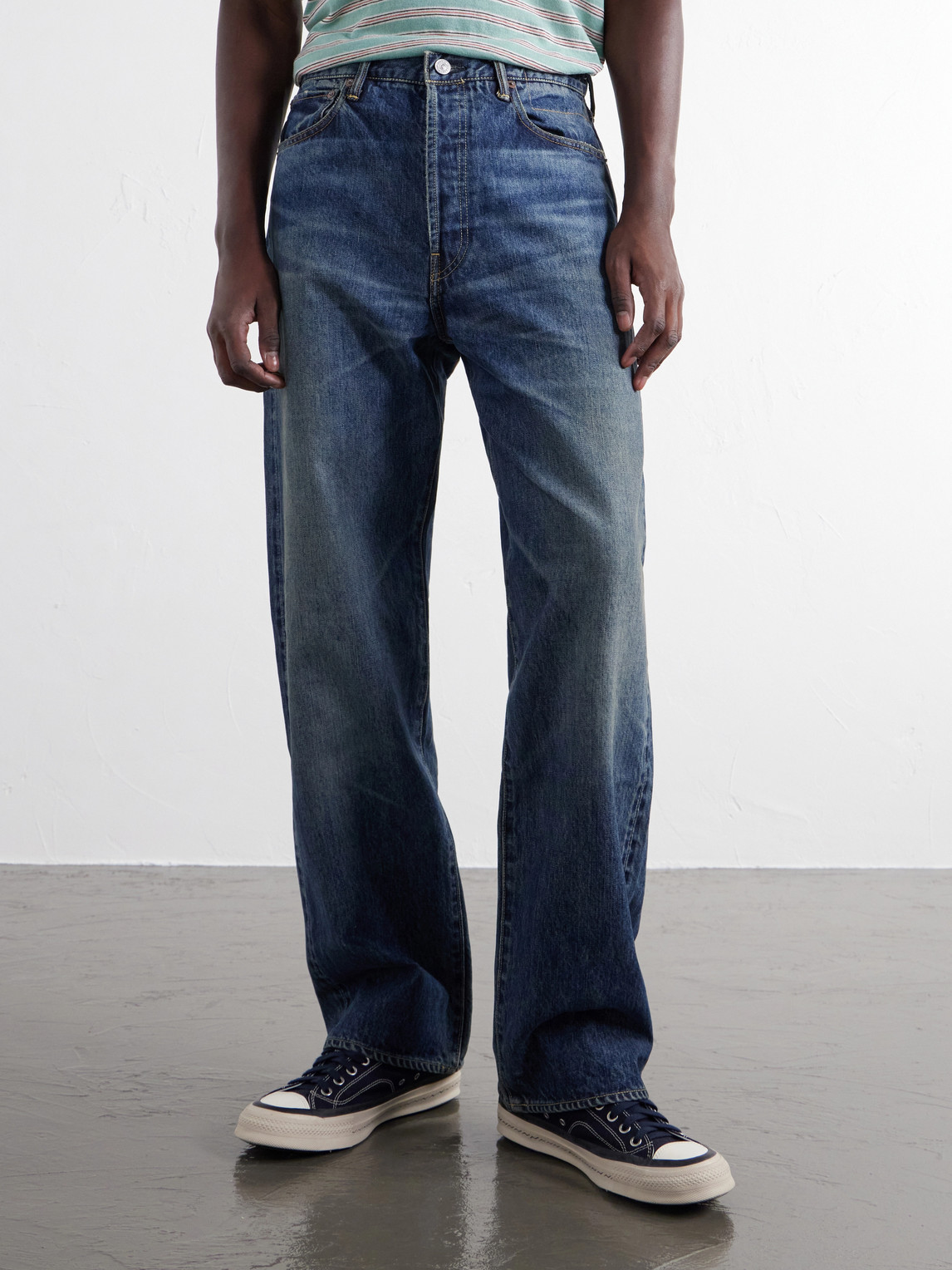 Social Sculpture 01 Wide-Leg Distressed Jeans