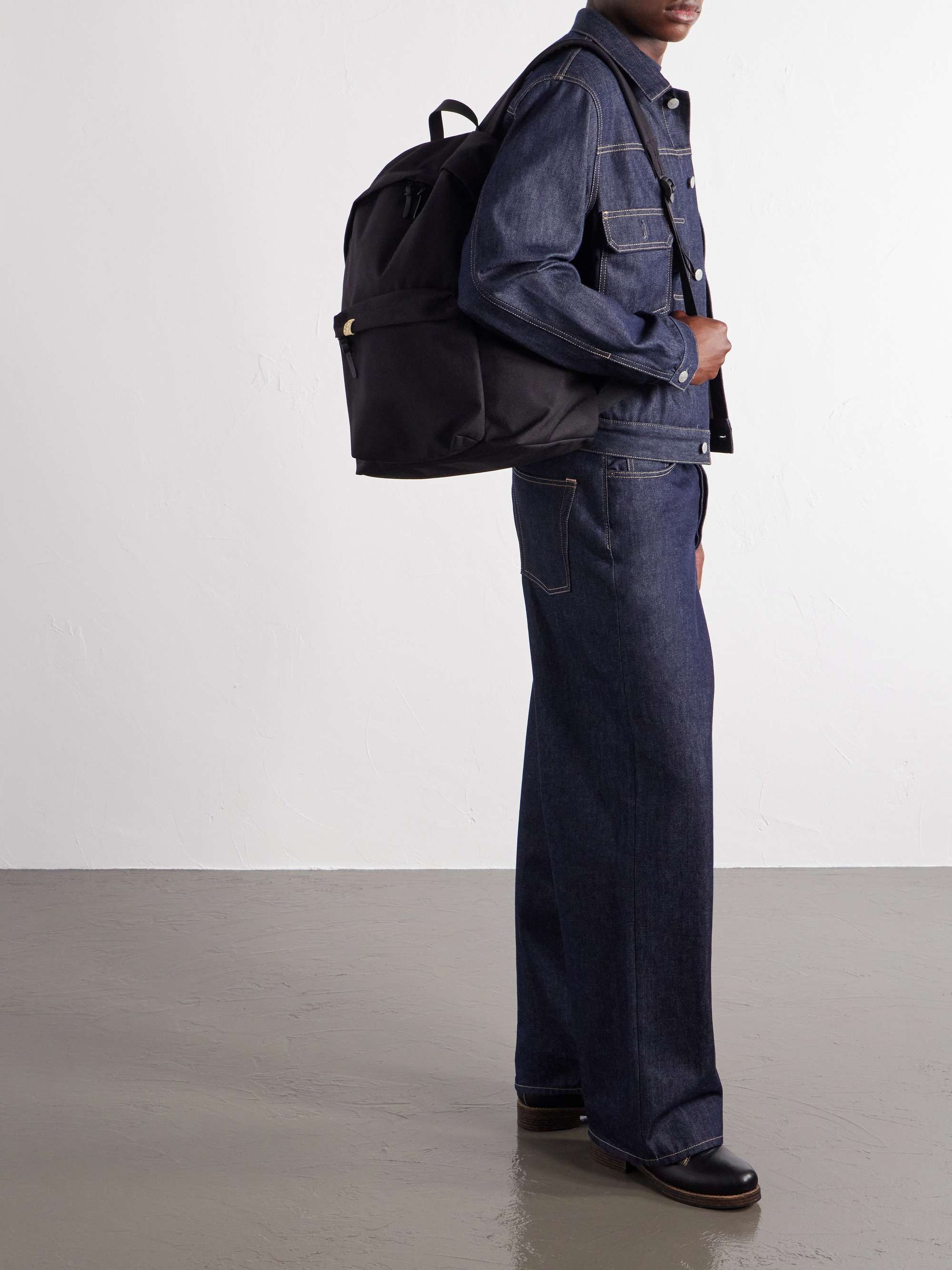 VISVIM 