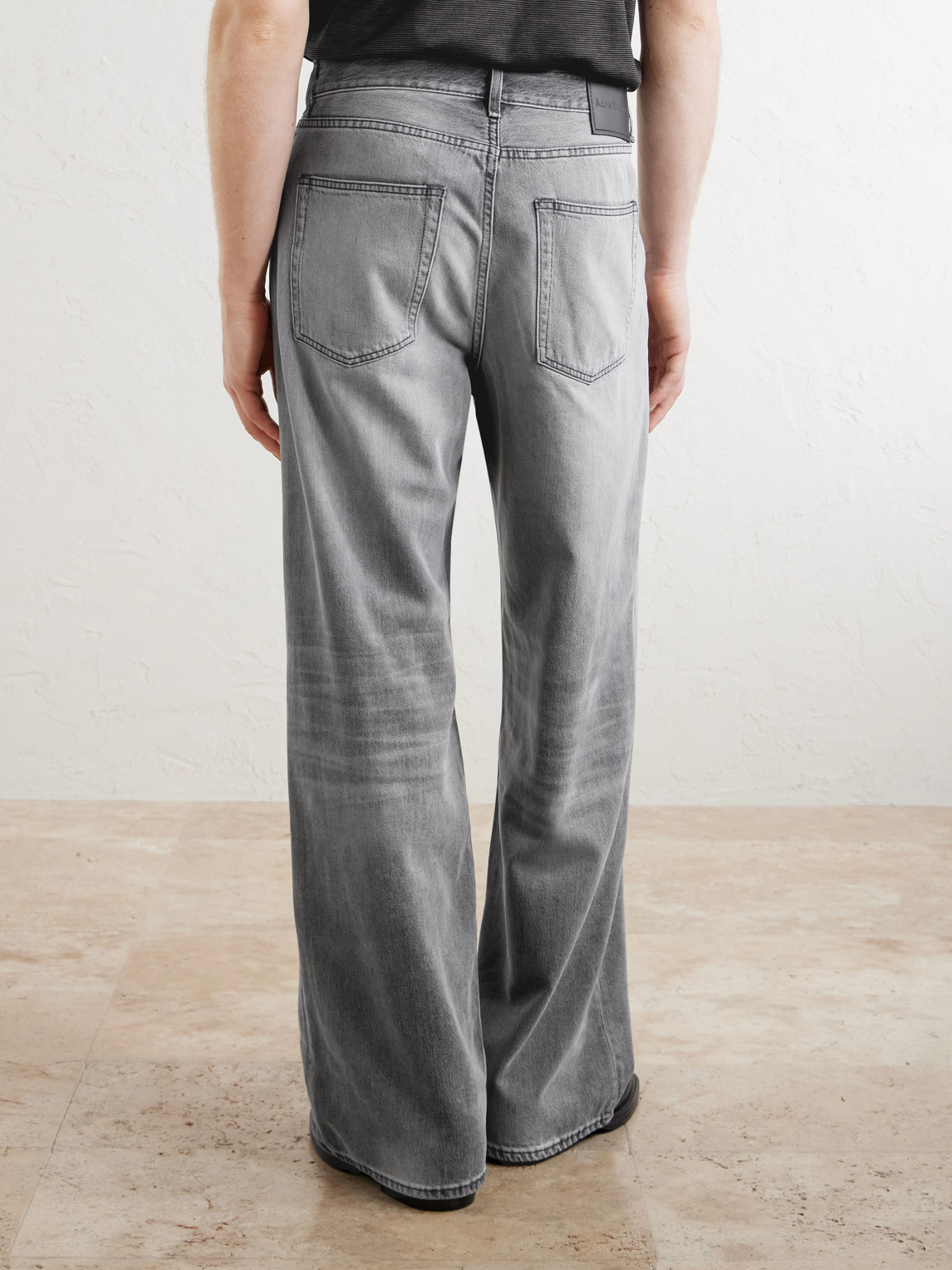 1981 U Orlando Straight-Leg Jeans