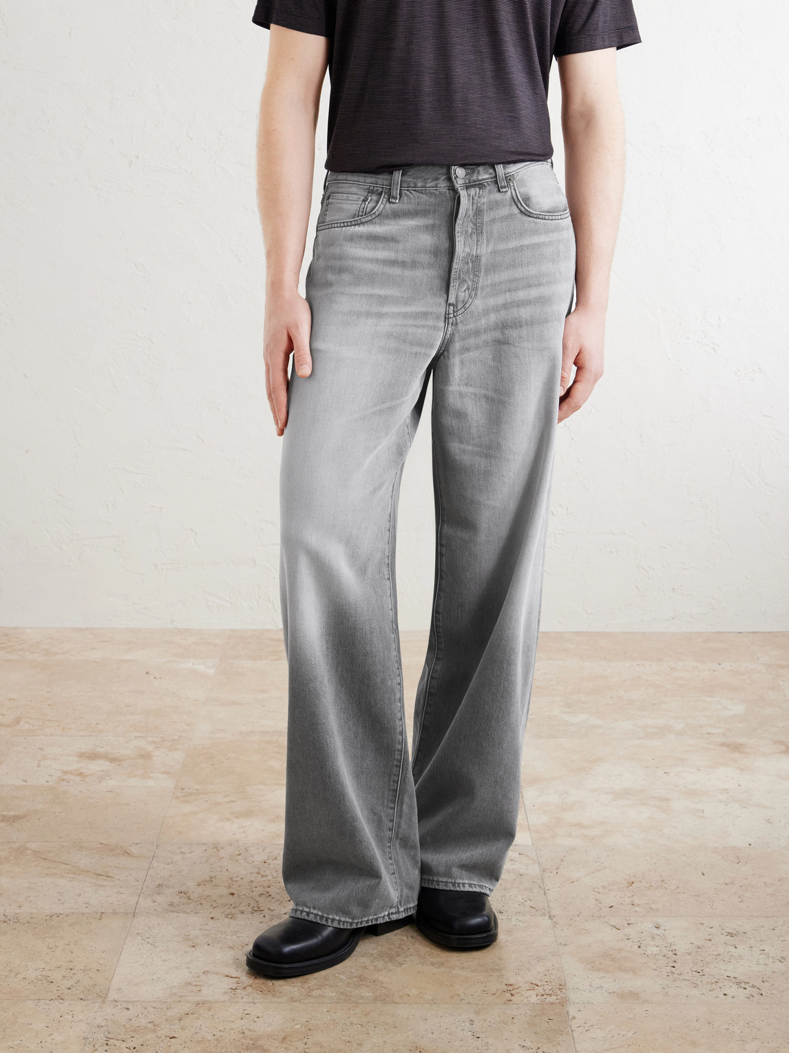 1981 U Orlando Straight-Leg Jeans