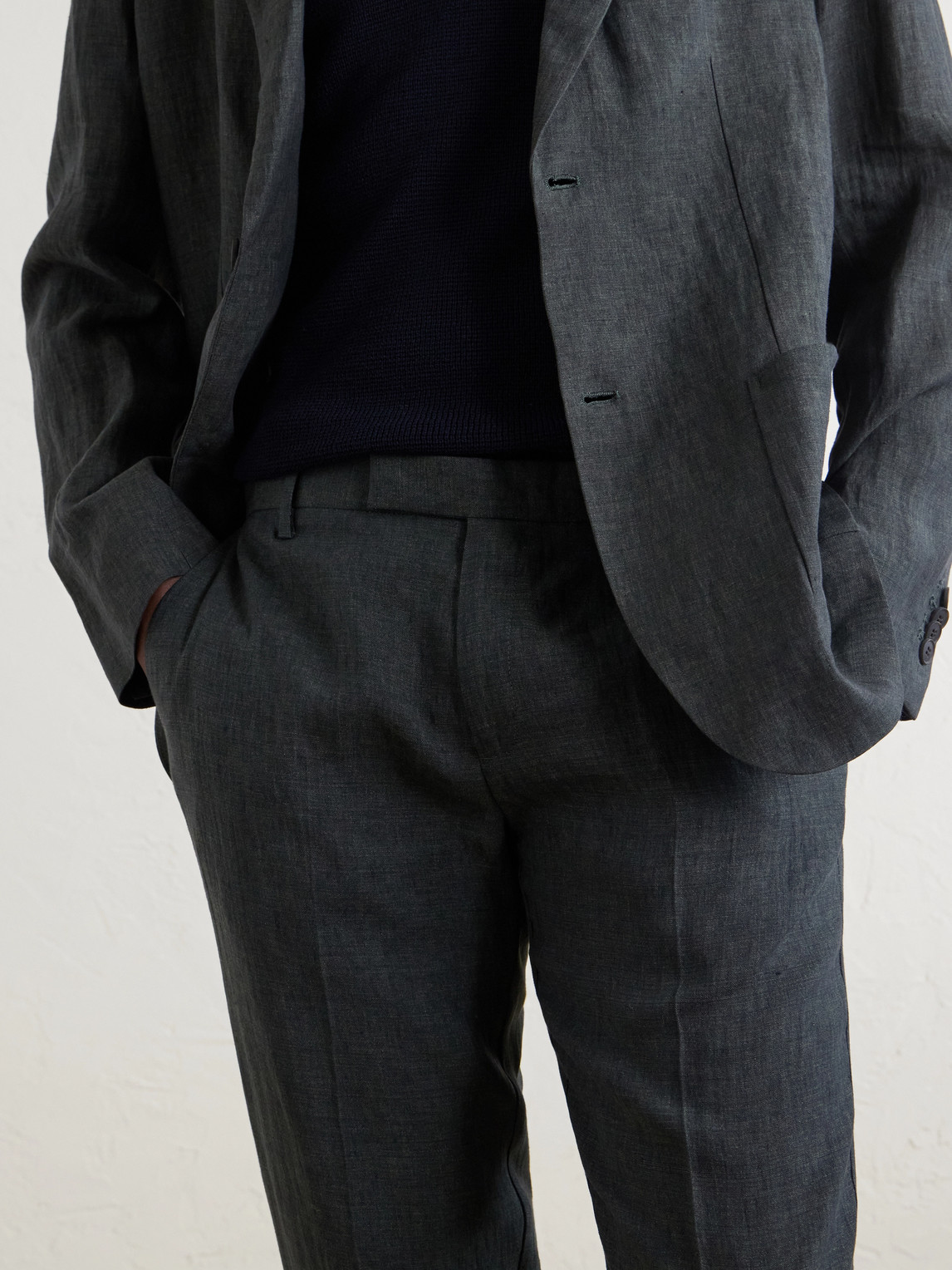 Straight-Leg Pleated Linen Suit Trousers