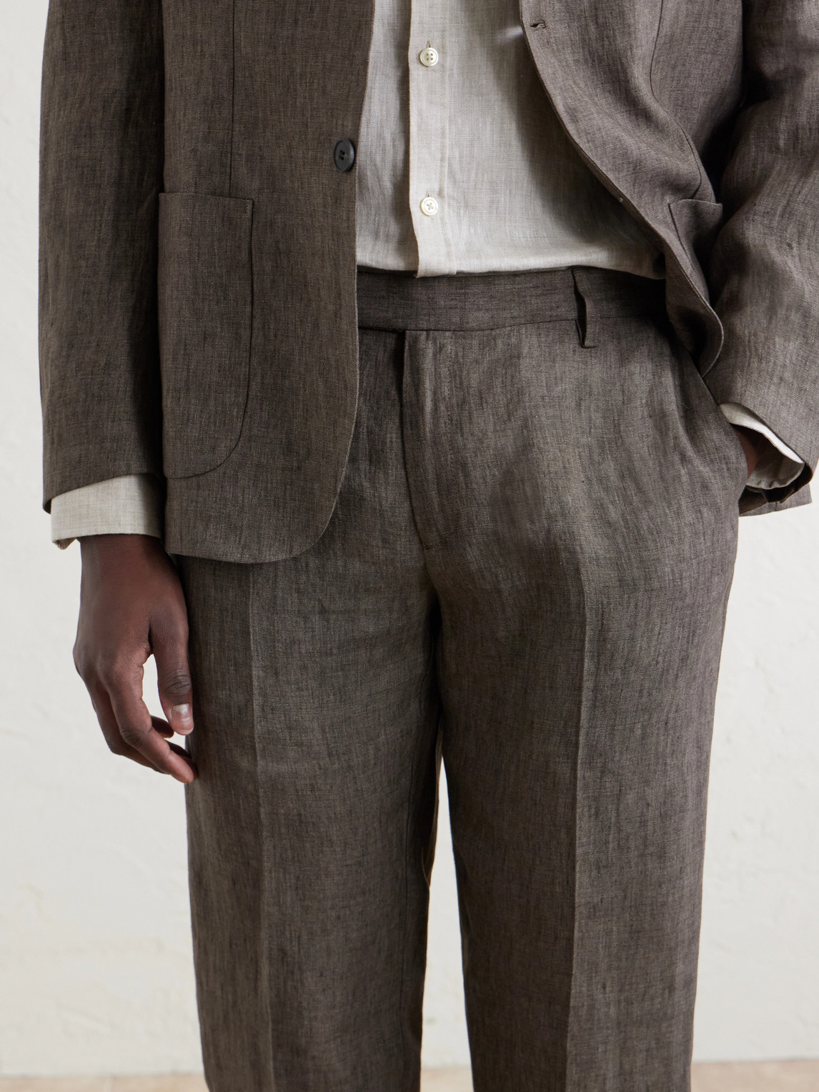 Straight-Leg Pleated Linen Suit Trousers
