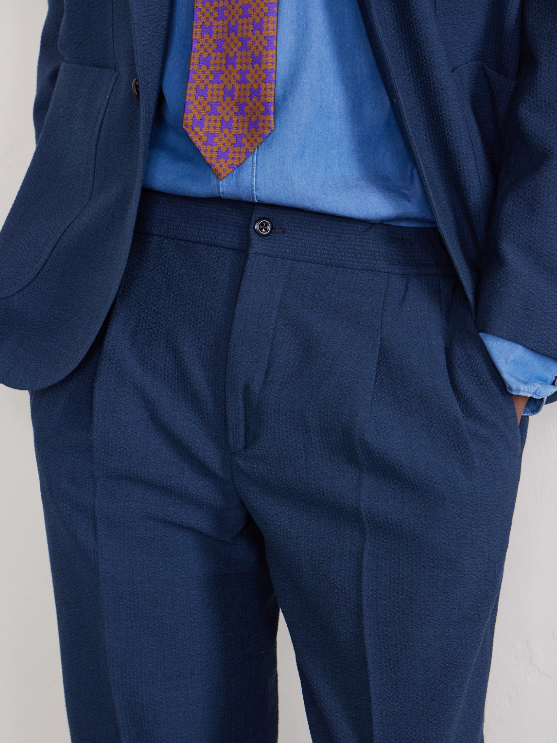 Straight-Leg Linen Trousers