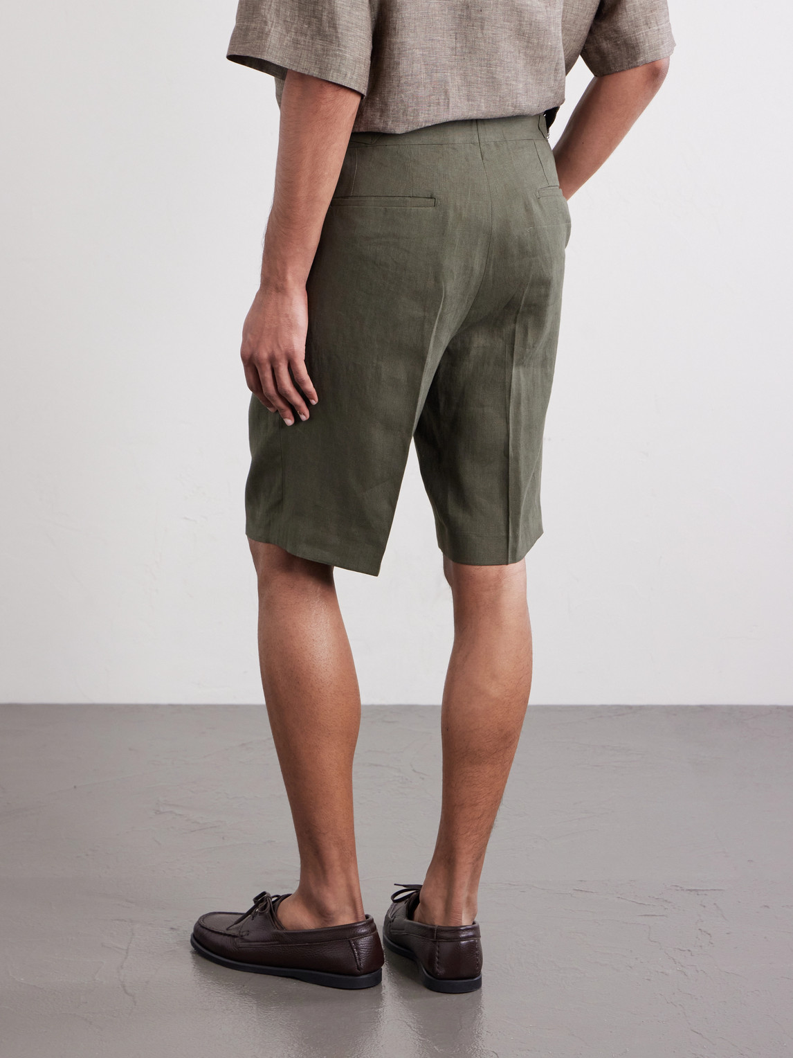  De Petrillo - Straight-leg Pleated Linen Shorts - Men - Green - It 46 