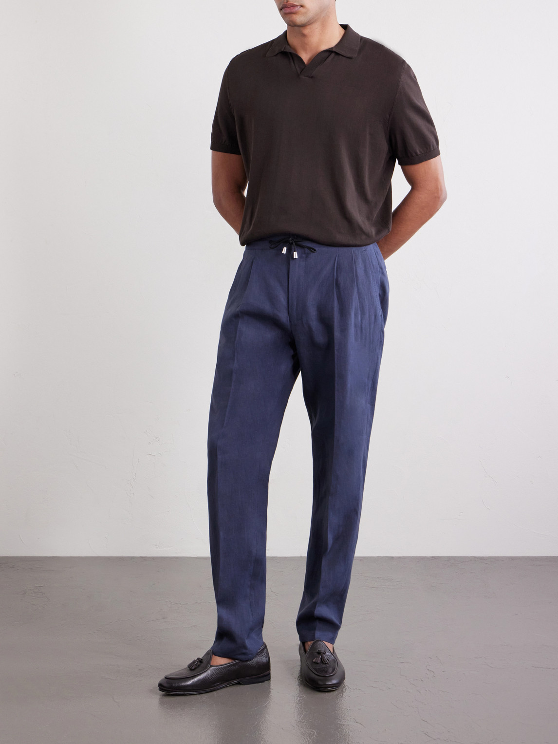 Straight-Leg Pleated Linen Suit Trousers