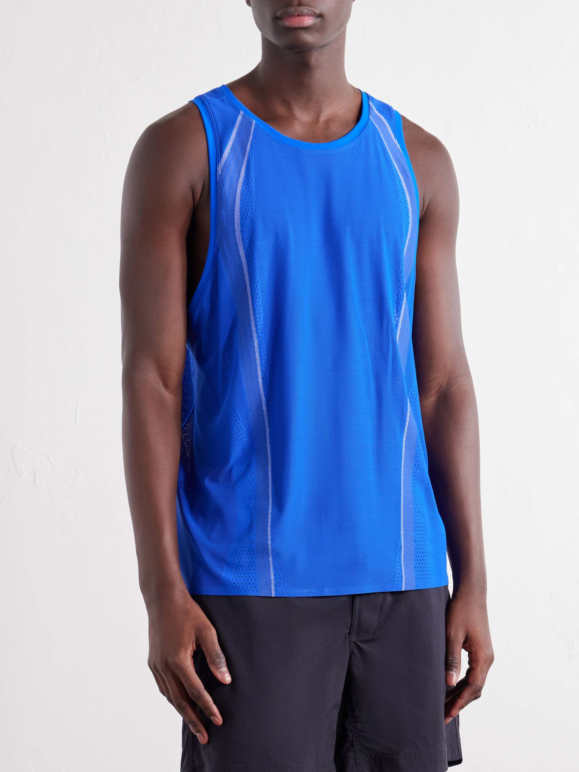 LULULEMON 