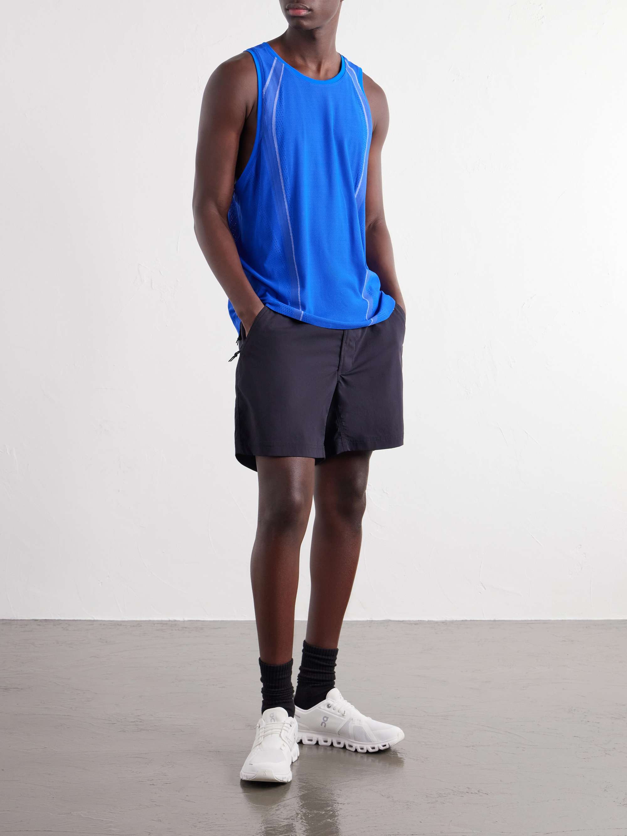 LULULEMON 