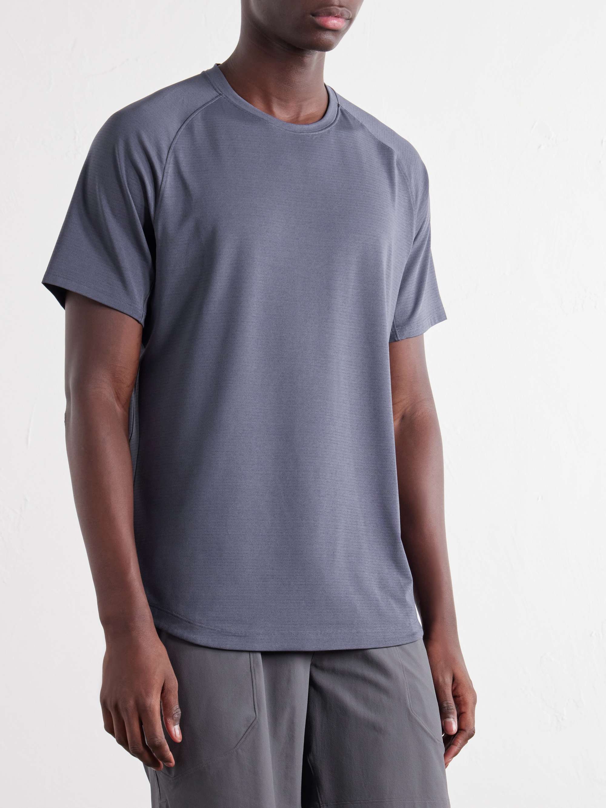 LULULEMON 