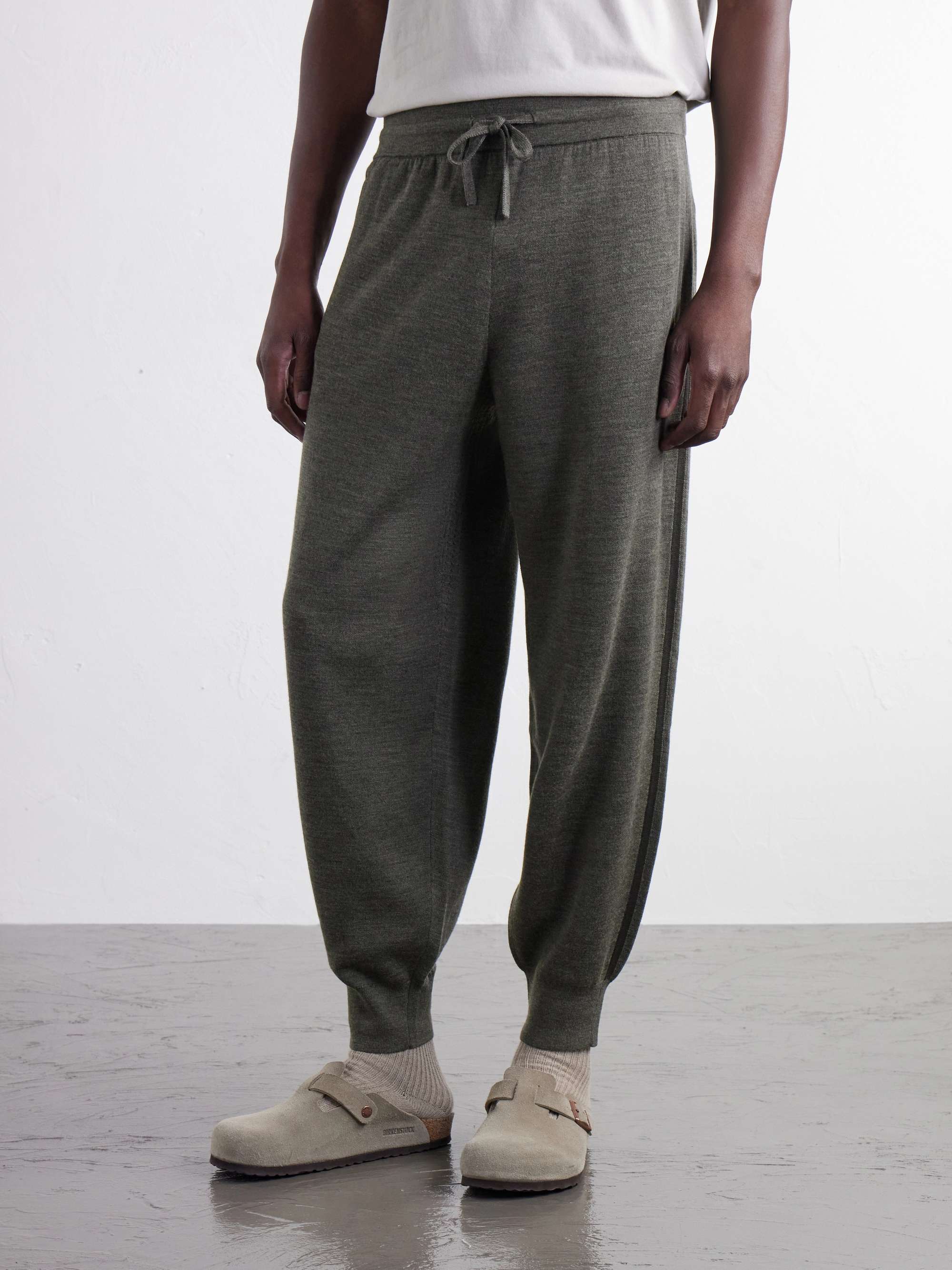 LULULEMON 
