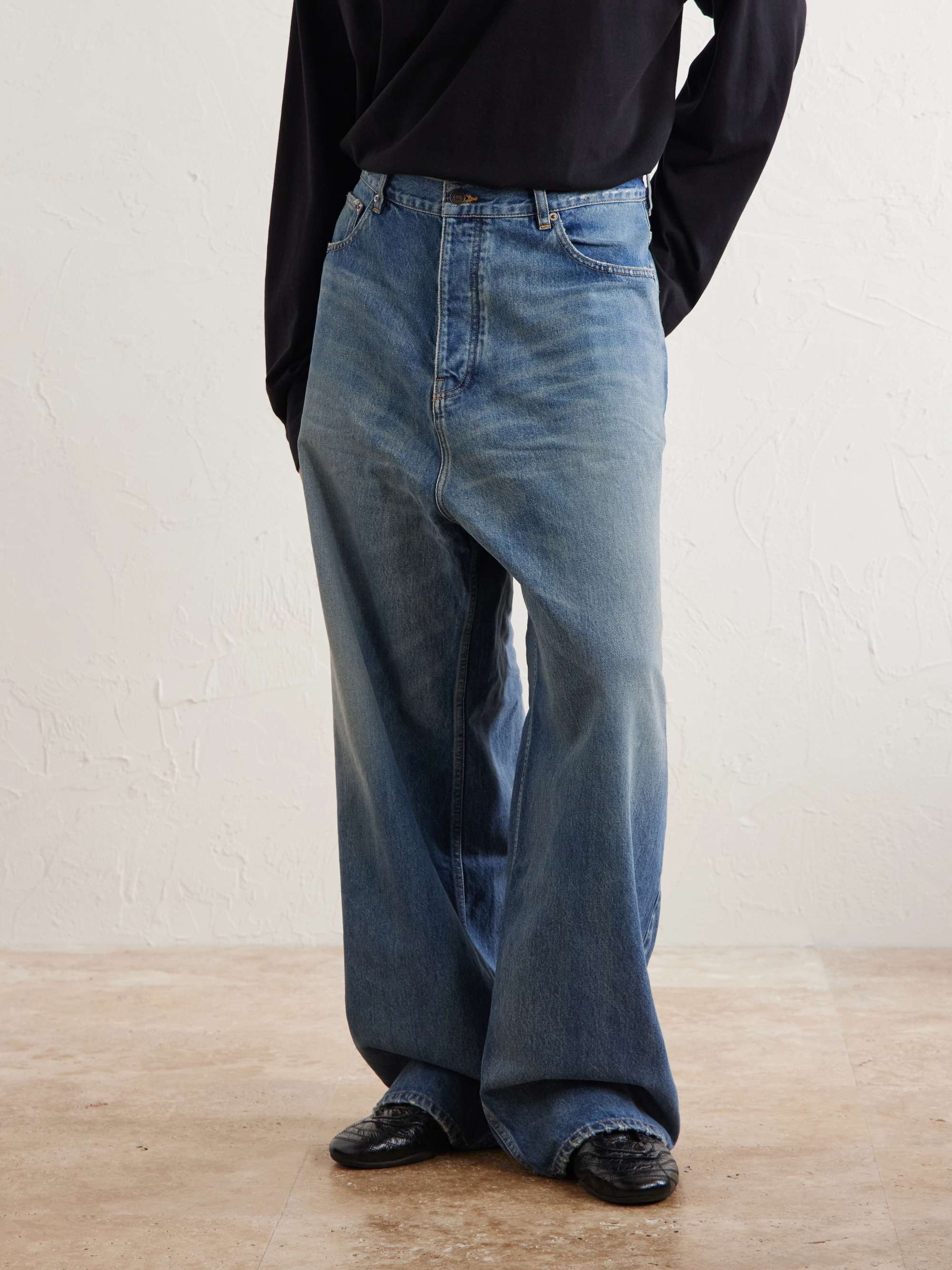 BALENCIAGA 