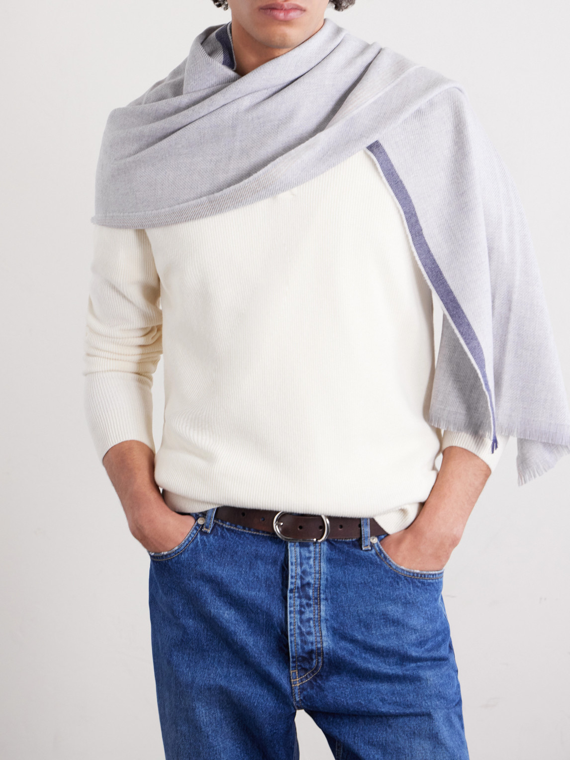 Brunello Cucinelli Fringed Wool and Cashmere-Blend Scarf - Men | Thumbnail 4 Brunello Cucinelli Fringed Wool and Cashmere-Blend Scarf - Men | Thumbnail 4