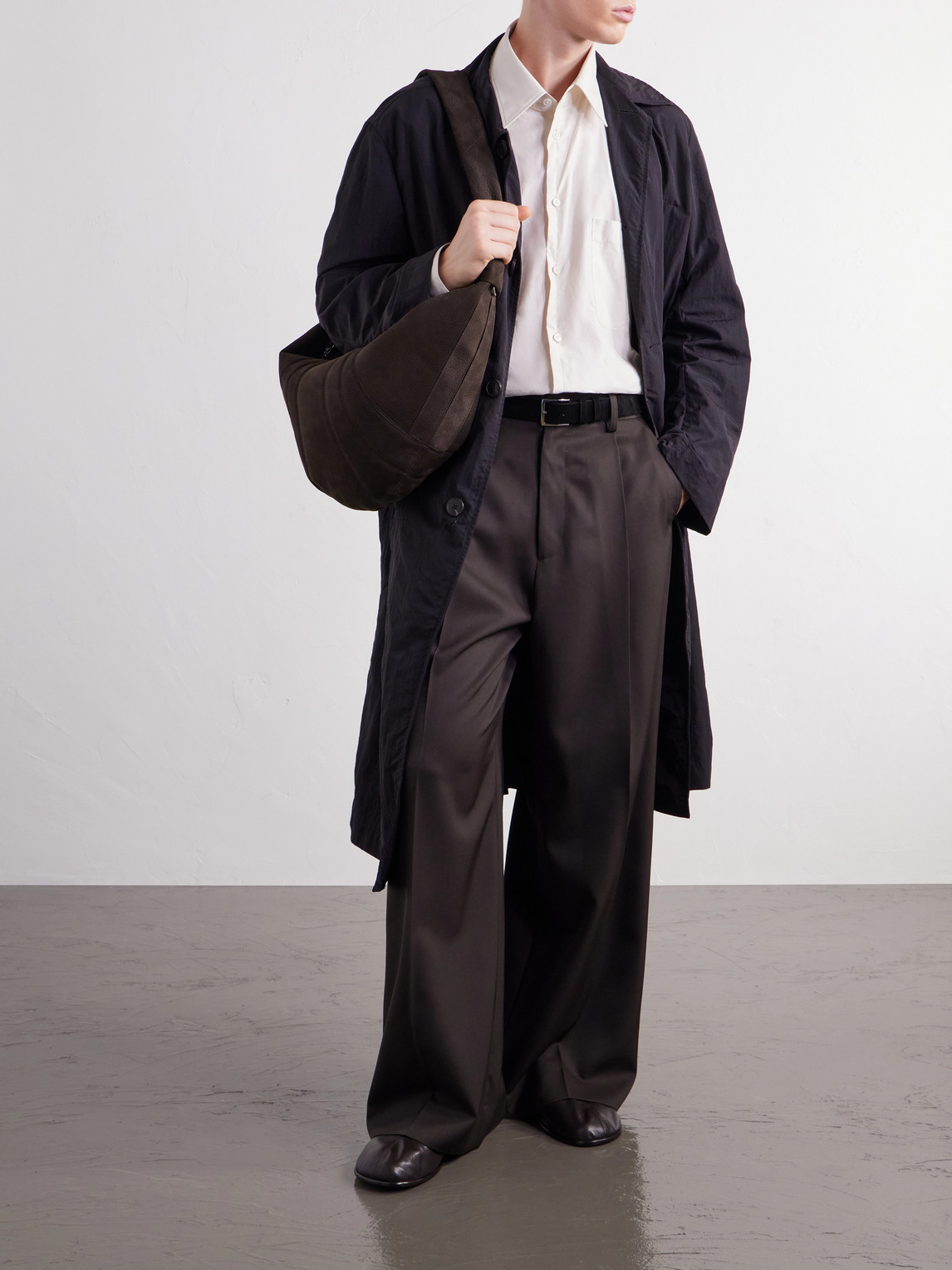 Croissant Nubuck Messenger Bag