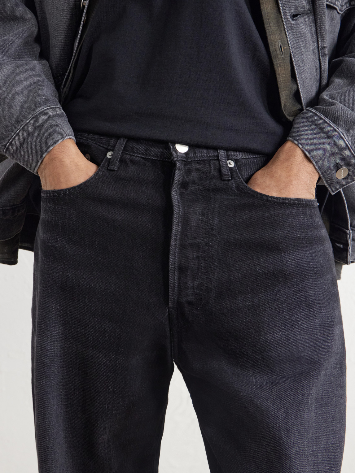 Selvage Tapered Jeans