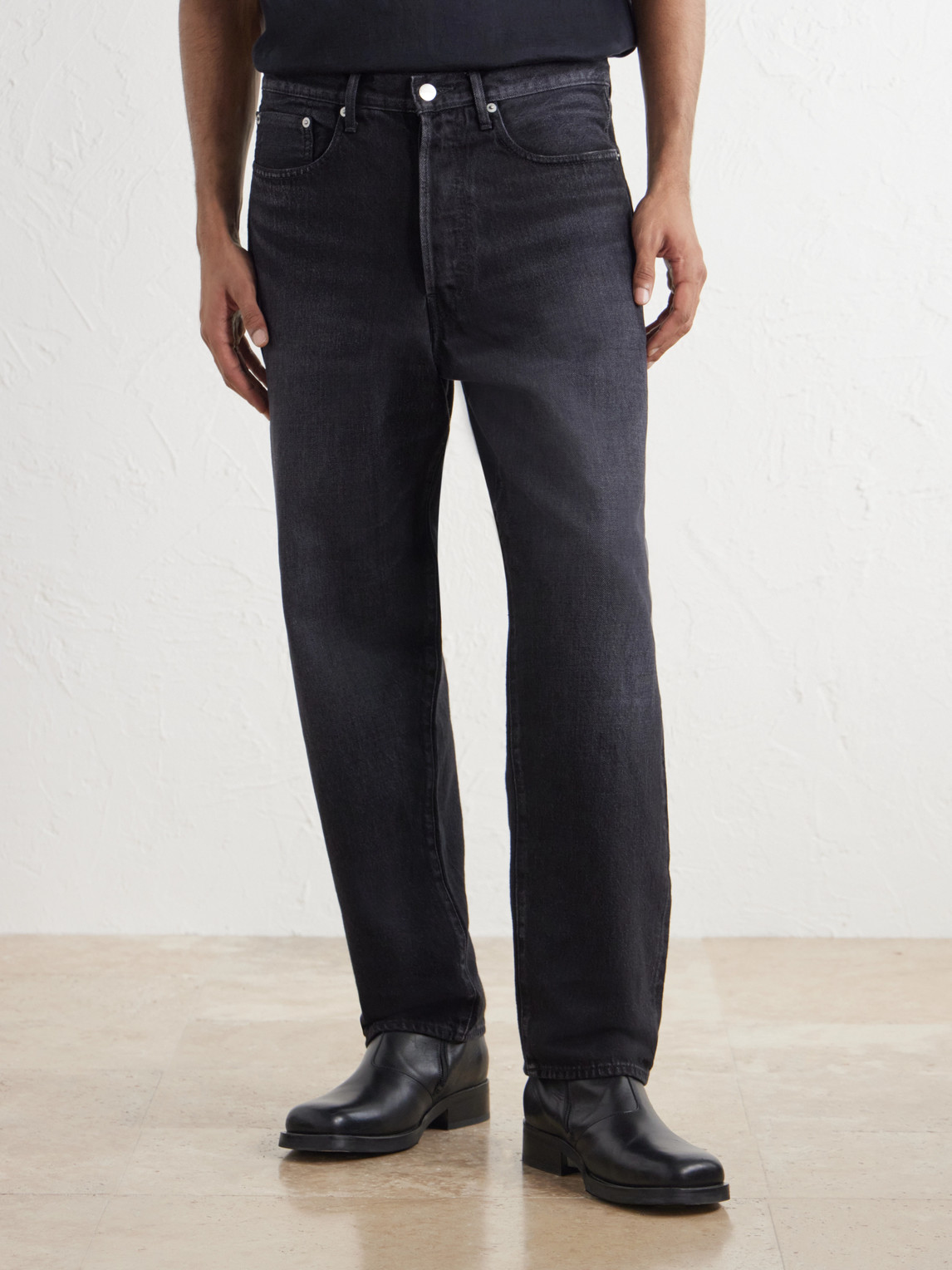 Selvage Tapered Jeans