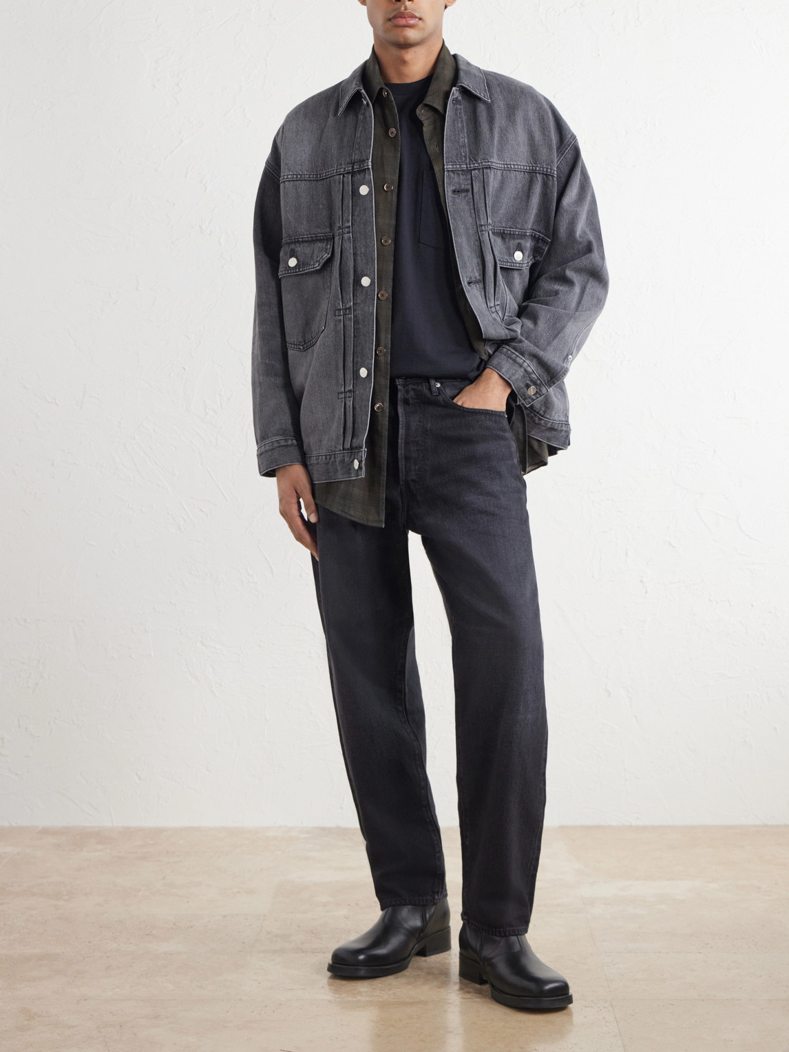 Selvage Tapered Jeans