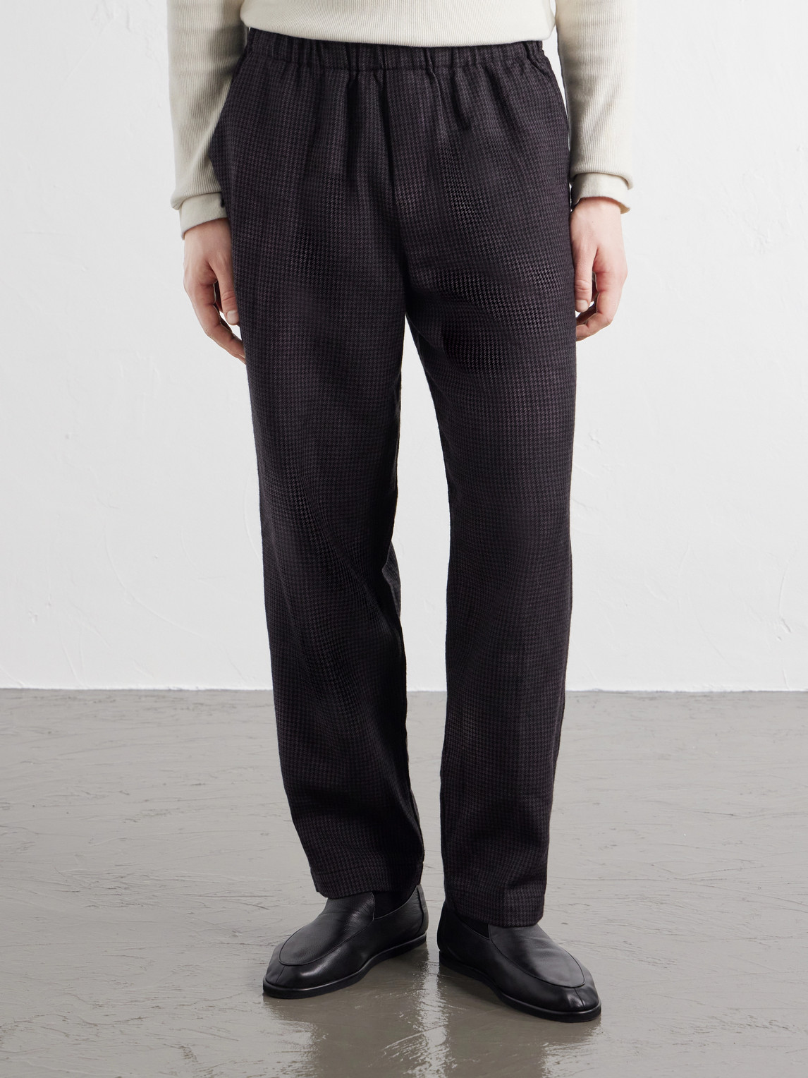 Straight-Leg Garment-Dyed Houndstooth Wool Trousers