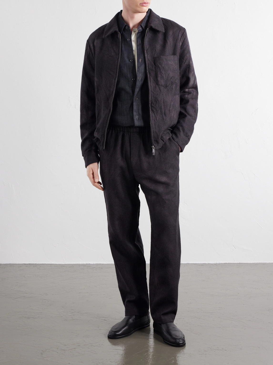 Straight-Leg Garment-Dyed Houndstooth Wool Trousers