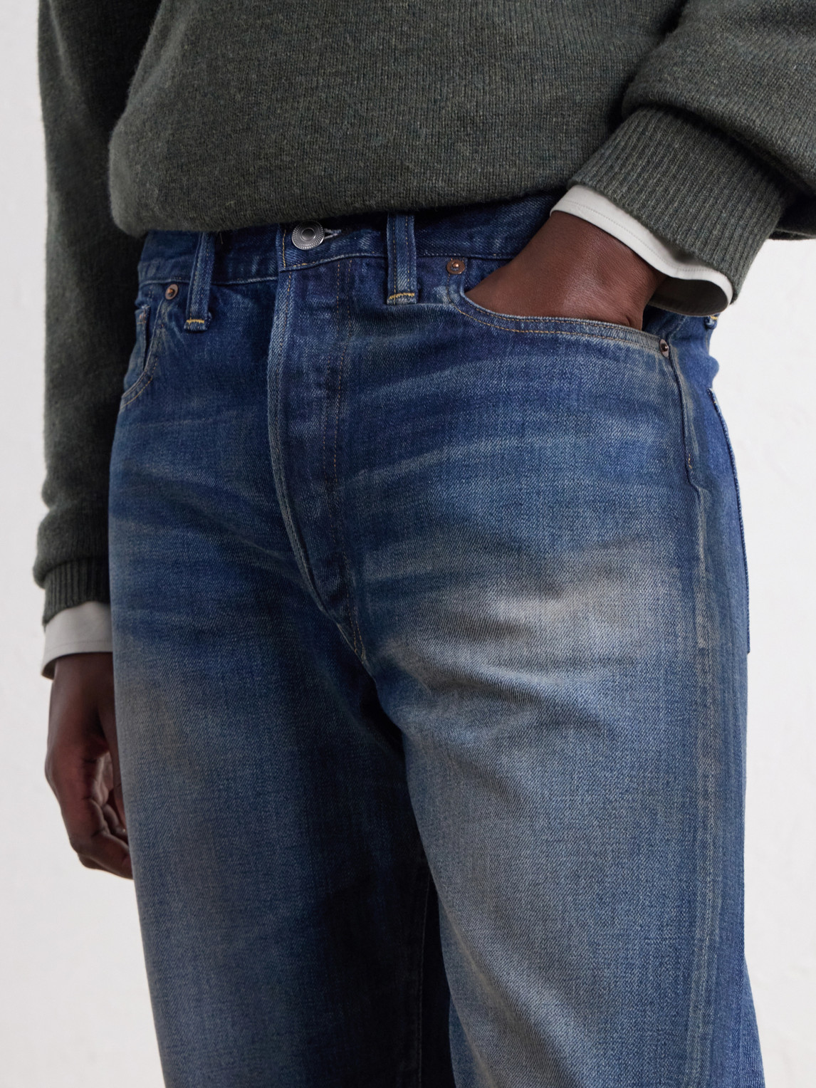 Tapered Jeans