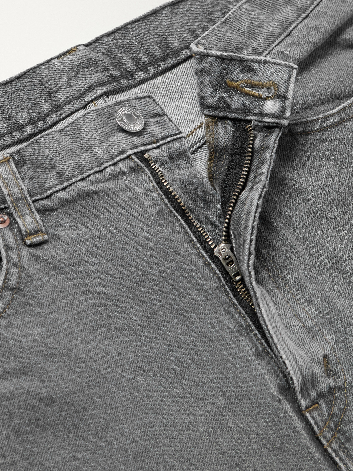 Wide-Leg Jeans