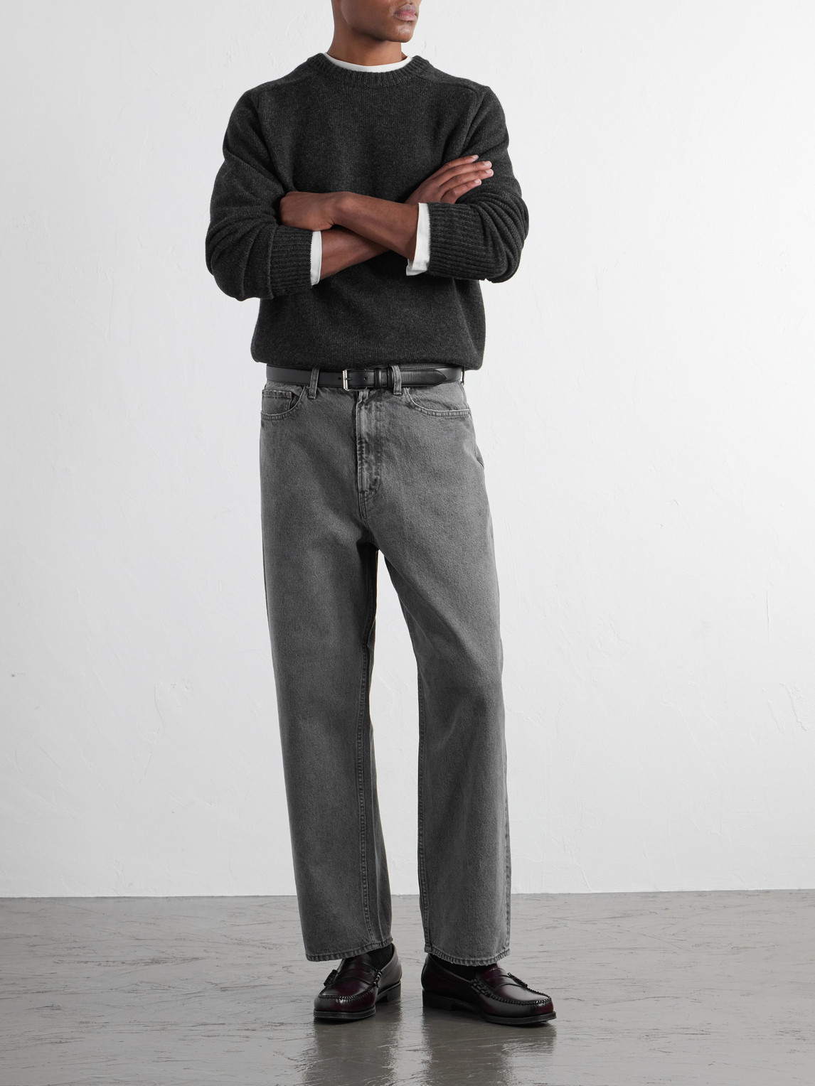 Wide-Leg Jeans